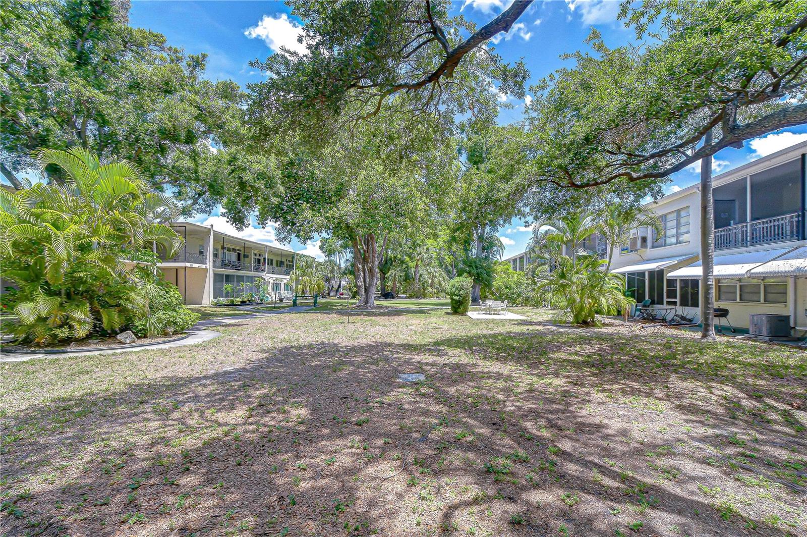 4022 57TH ST N #260, KENNETH CITY, FL, 33709