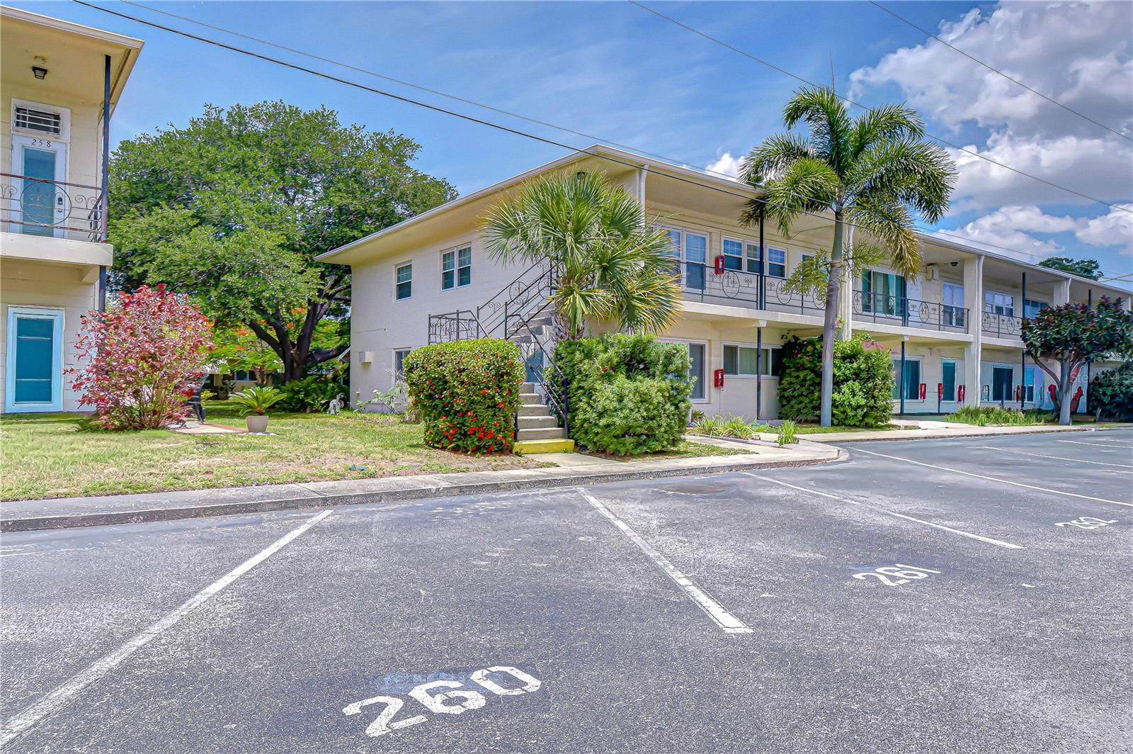 4022 57TH ST N #260, KENNETH CITY, FL, 33709