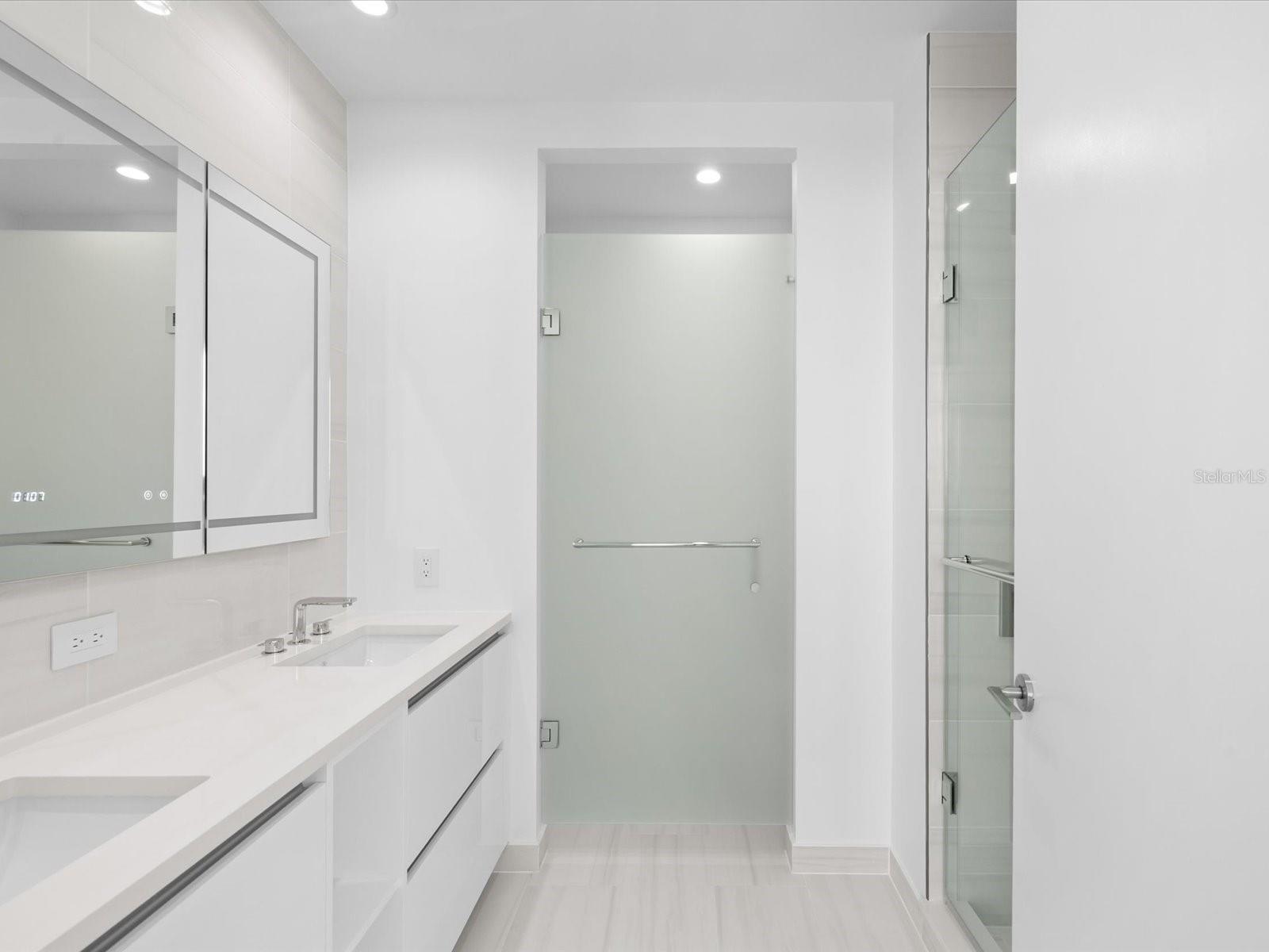 400 CENTRAL AVE #3508, ST PETERSBURG, FL, 33701