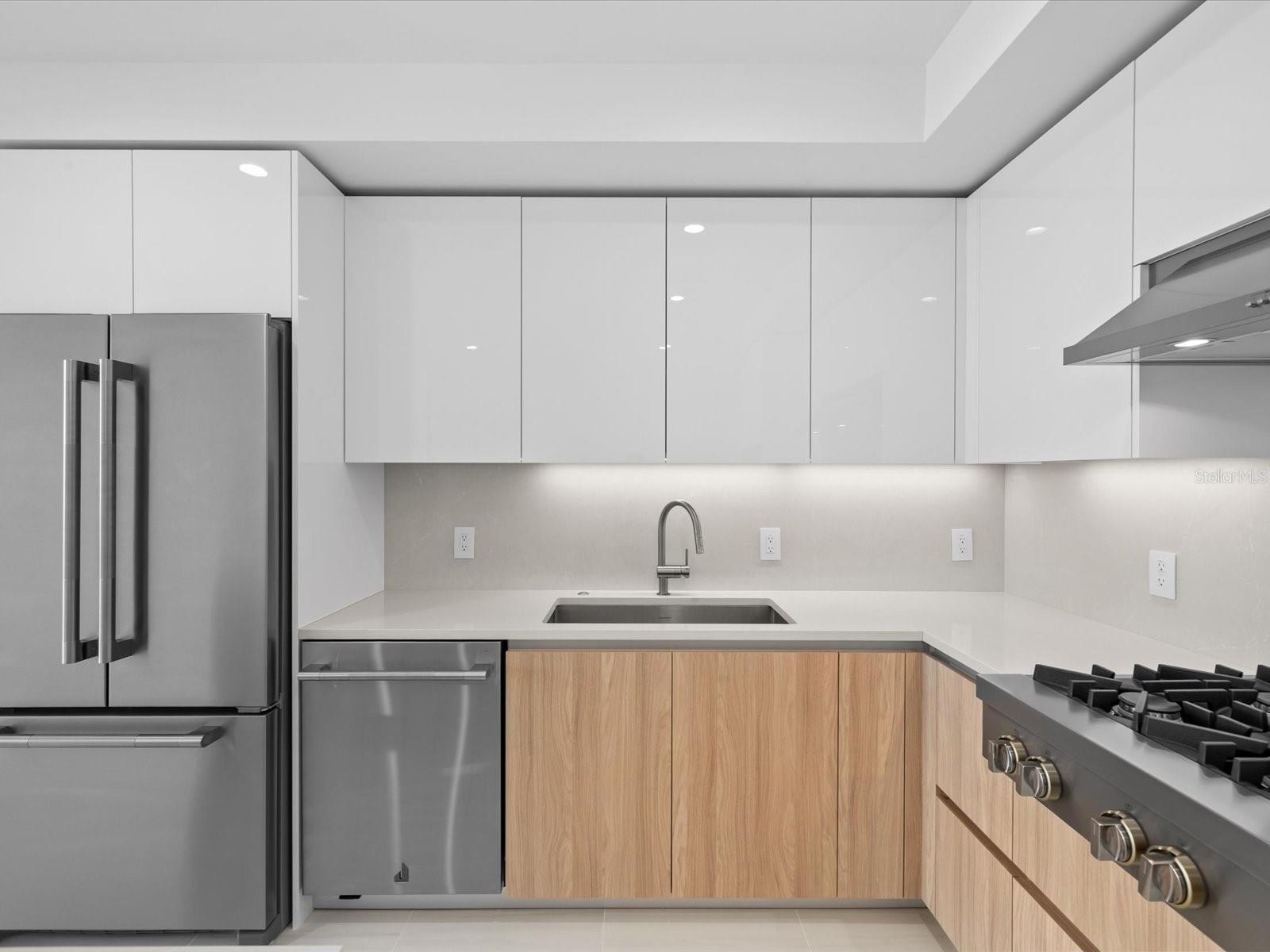 400 CENTRAL AVE #3508, ST PETERSBURG, FL, 33701