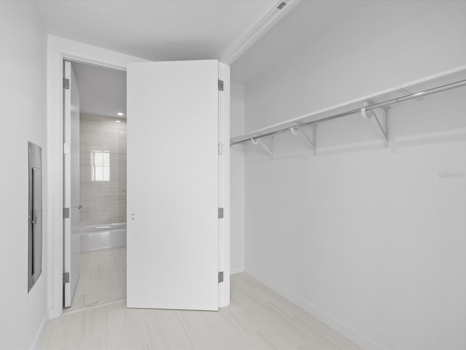400 CENTRAL AVE #3508, ST PETERSBURG, FL, 33701