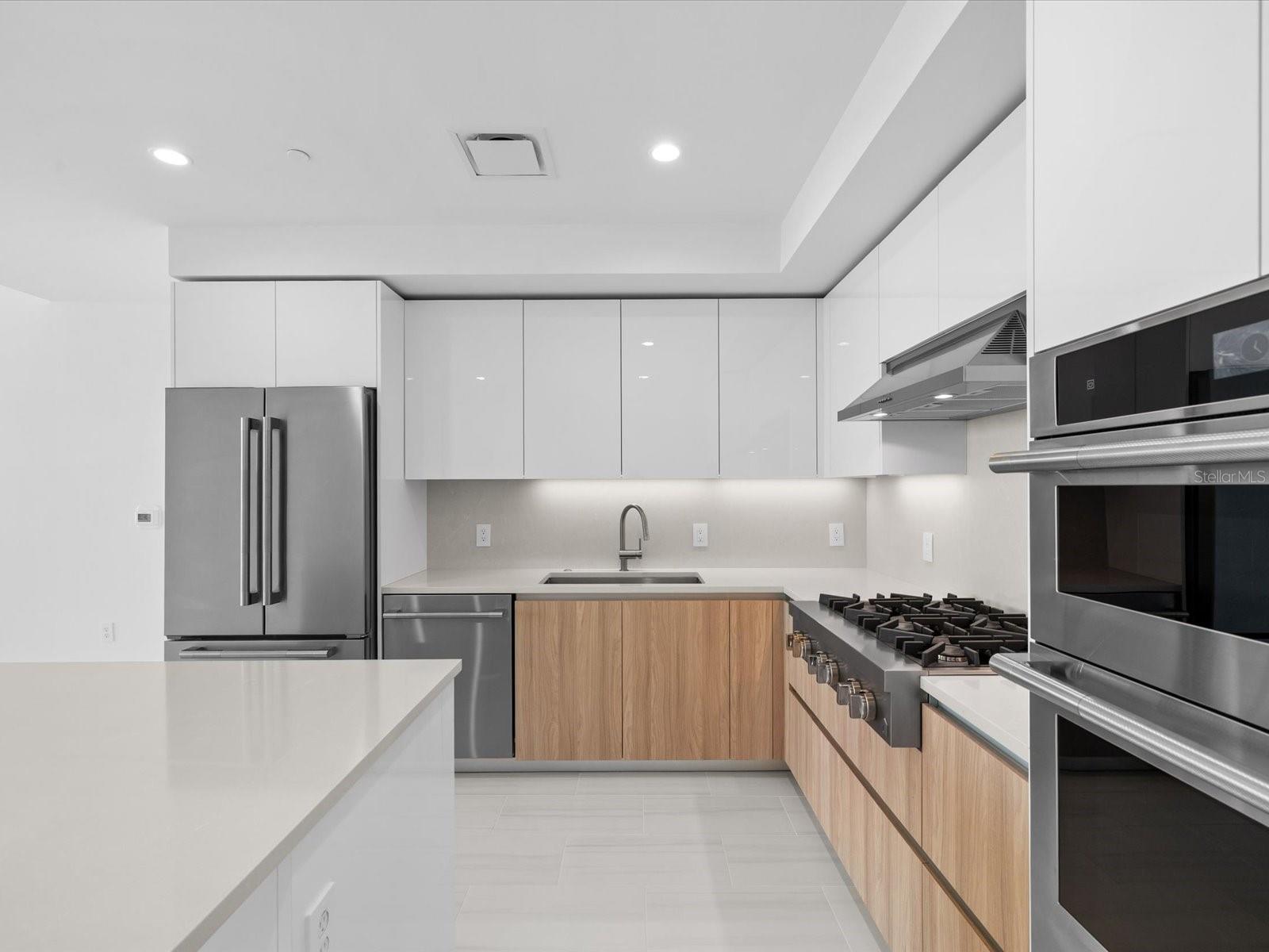 400 CENTRAL AVE #3508, ST PETERSBURG, FL, 33701