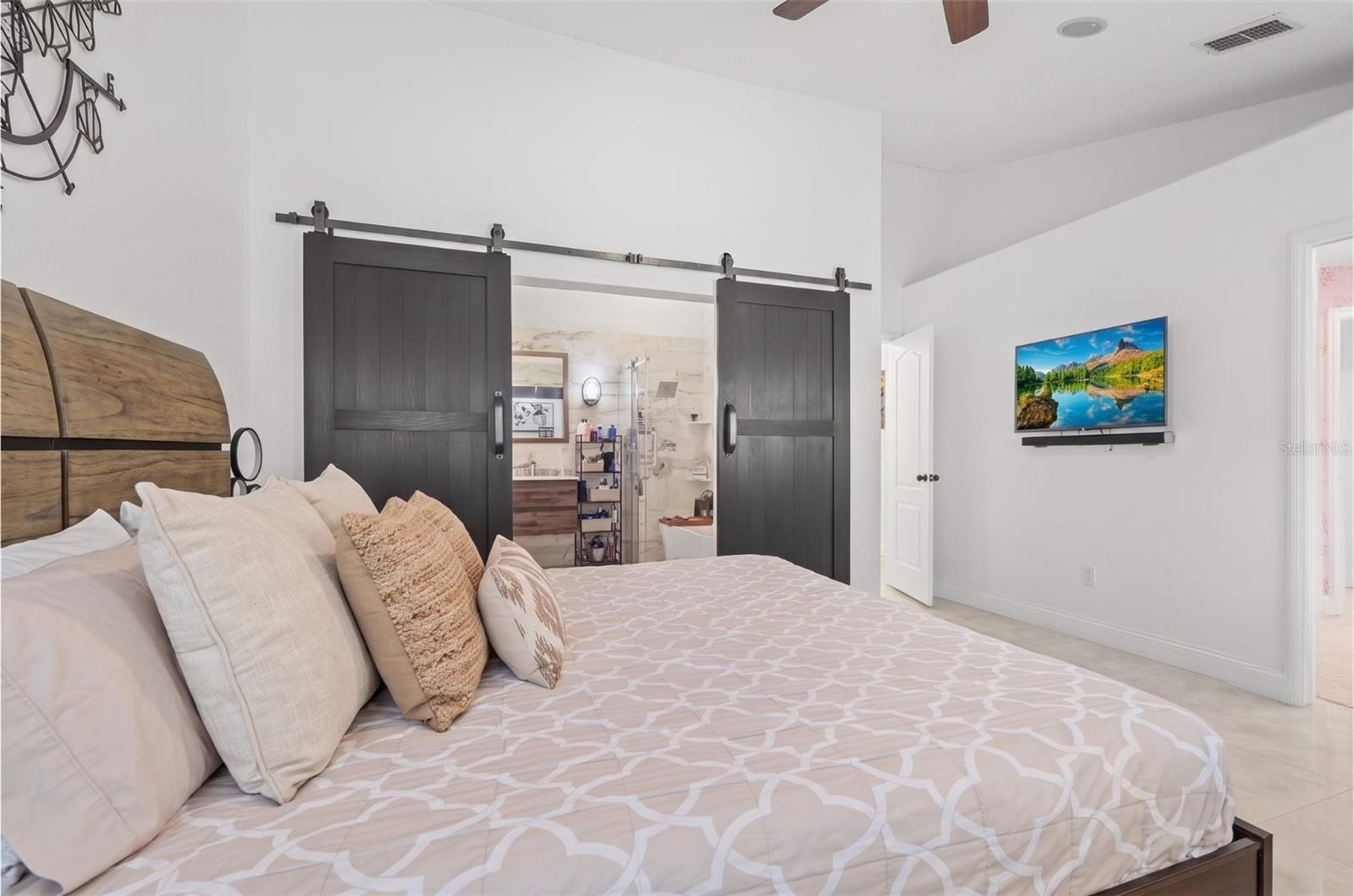 6847 BOUGANVILLEA CRESCENT DR, ORLANDO, FL, 32809