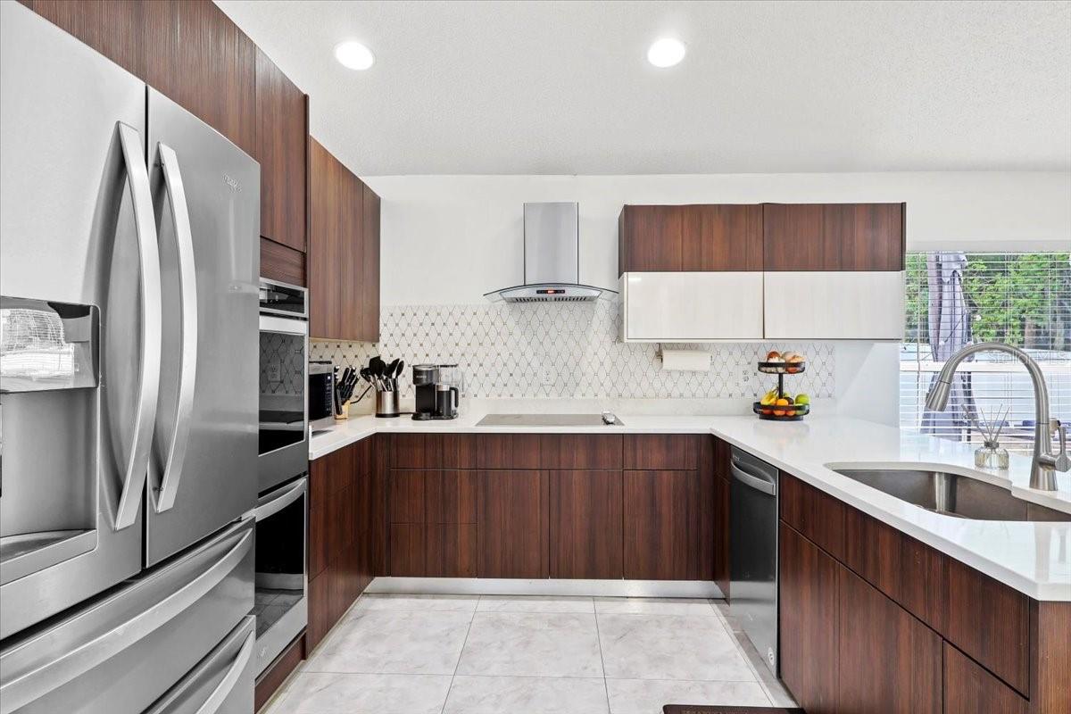 6847 BOUGANVILLEA CRESCENT DR, ORLANDO, FL, 32809