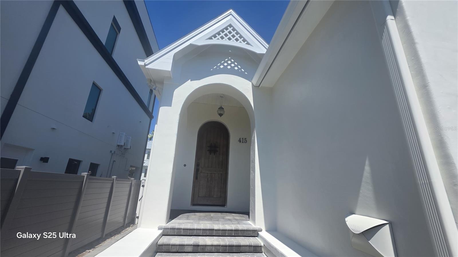 415 E DAVIS BLVD, TAMPA, FL, 33606