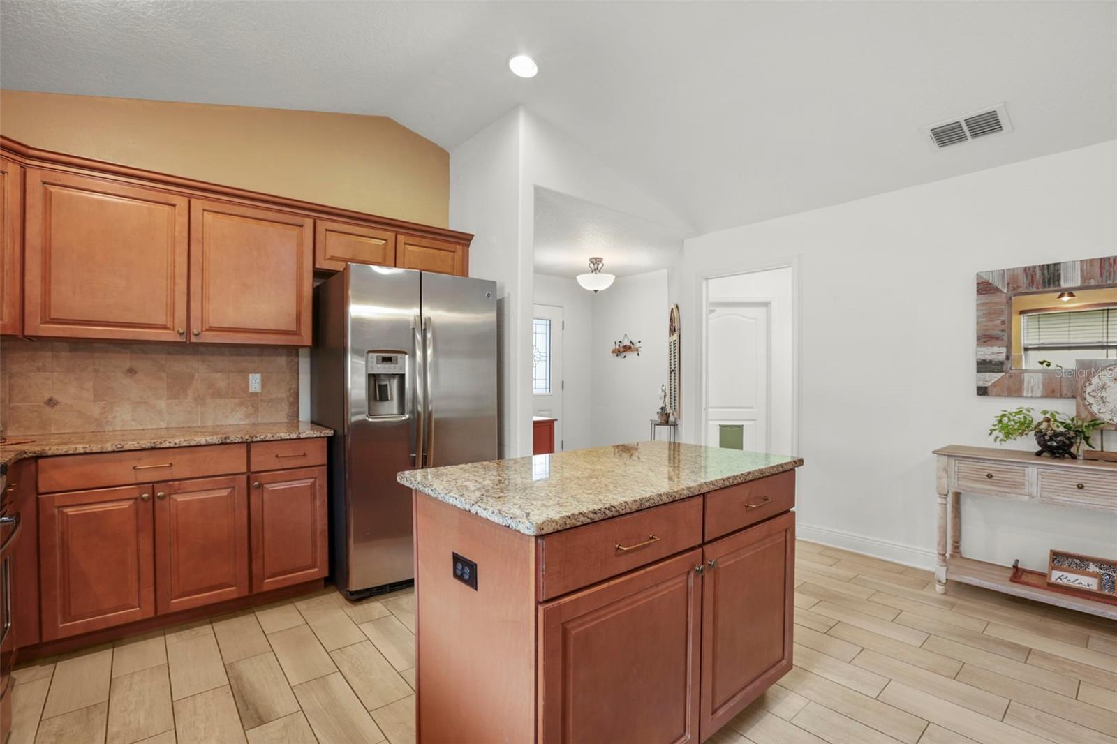 30429 ISLAND CLUB DR, TAVARES, FL, 32778