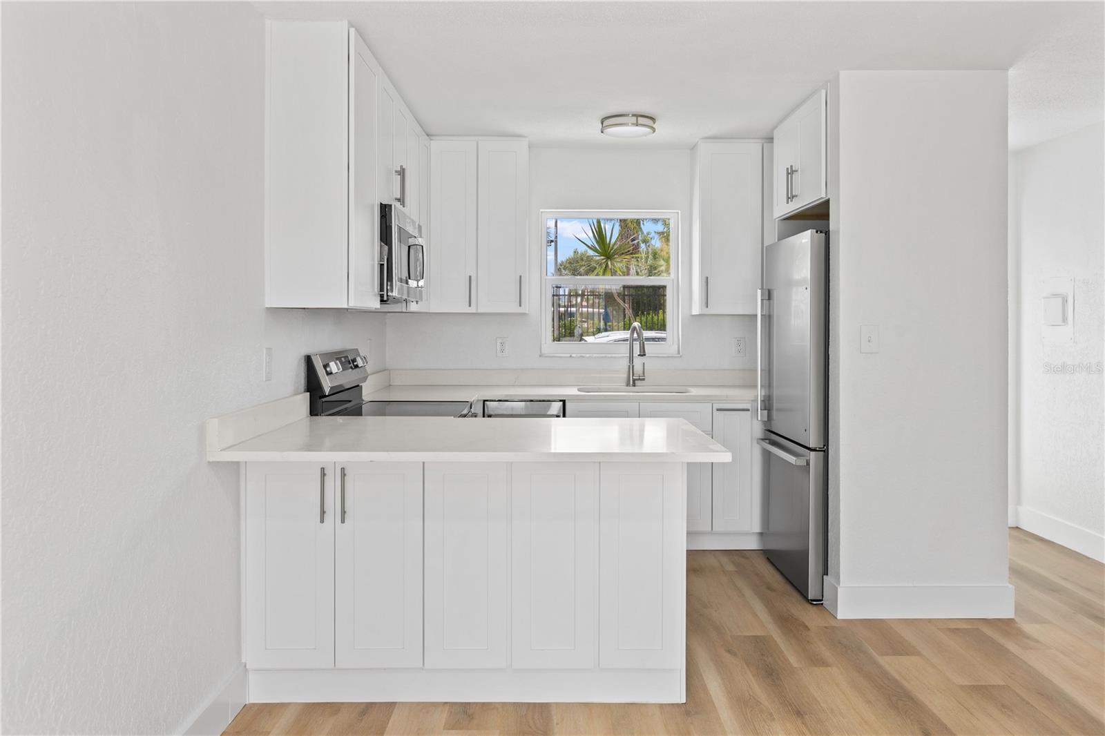 5830 MIDNIGHT PASS RD #29, SARASOTA, FL, 34242