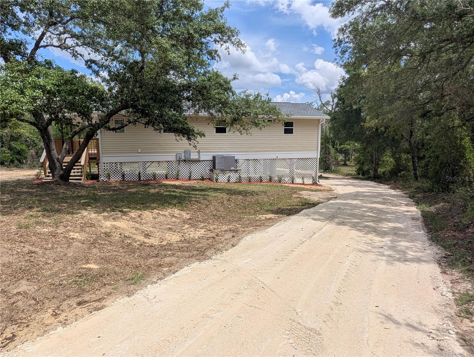 1871 NE 154TH AVE, WILLISTON, FL, 32696