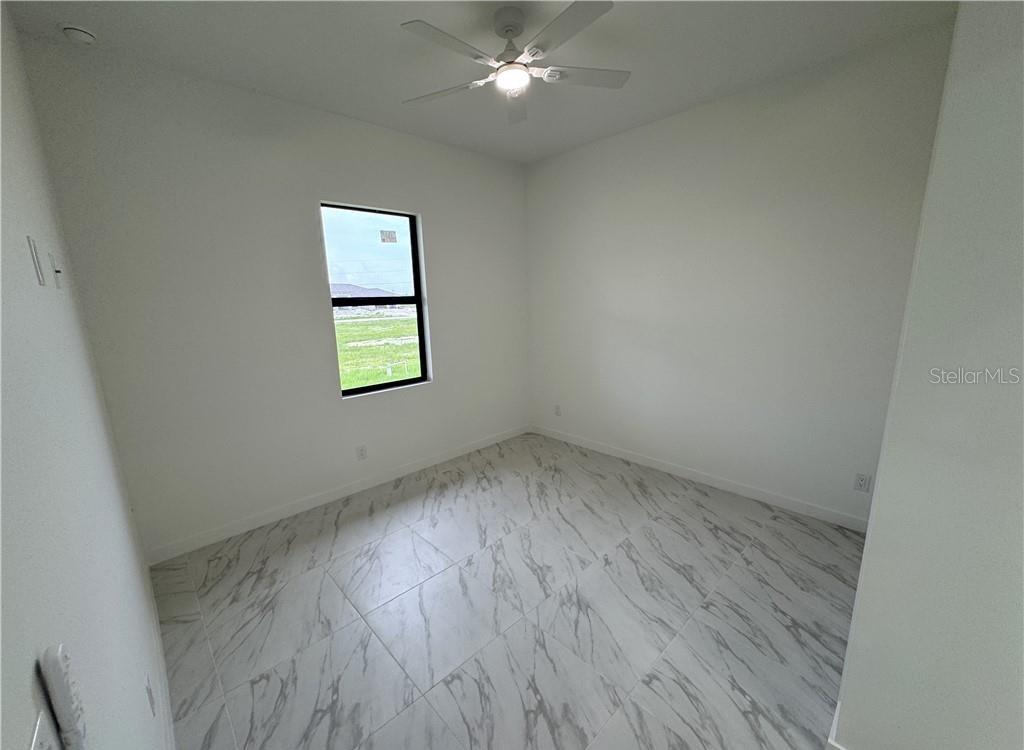 1247 KISMET PKWY W, CAPE CORAL, FL, 33993