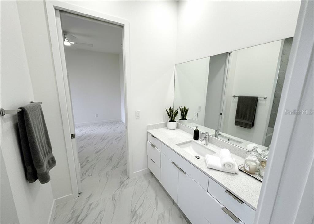 1247 KISMET PKWY W, CAPE CORAL, FL, 33993