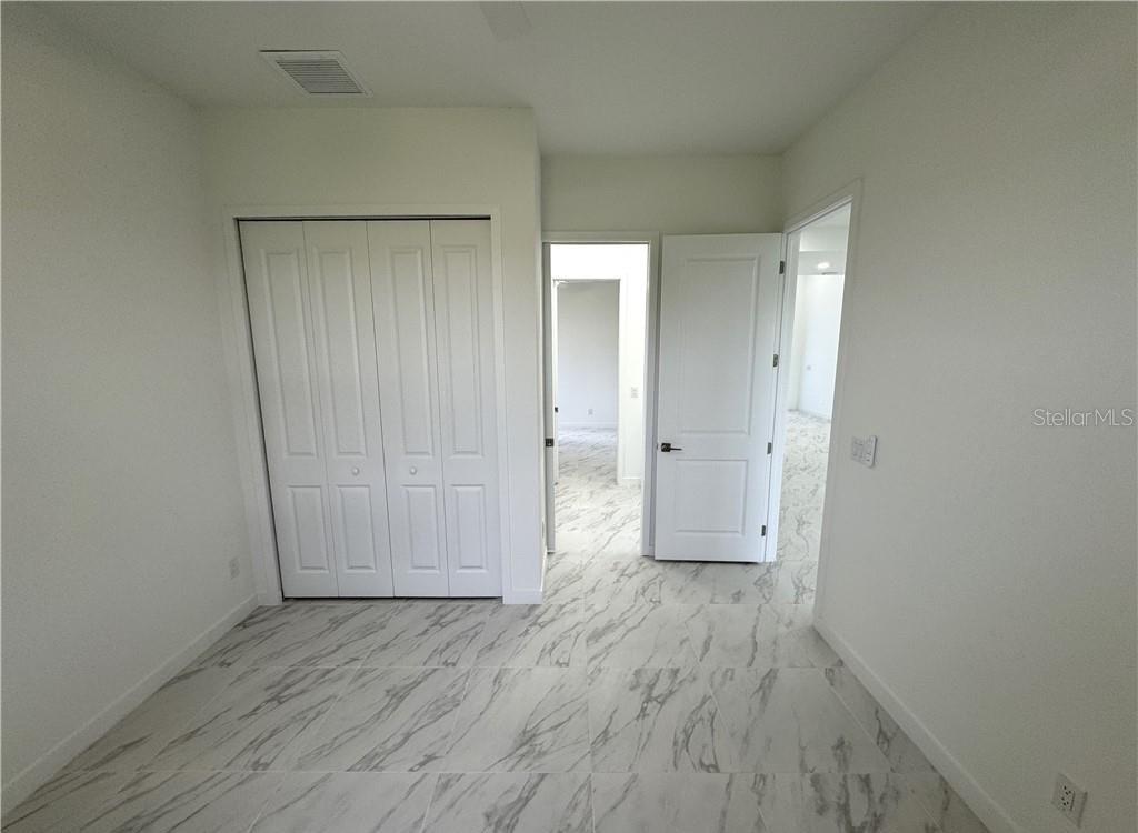 1247 KISMET PKWY W, CAPE CORAL, FL, 33993