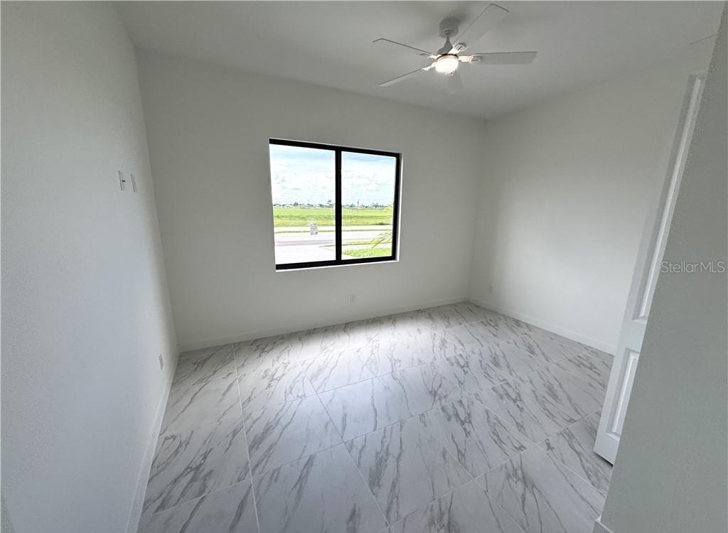 1247 KISMET PKWY W, CAPE CORAL, FL, 33993