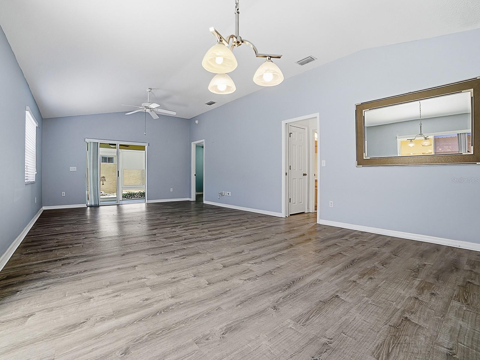 872 WINCHESTER CT, THE VILLAGES, FL, 32162
