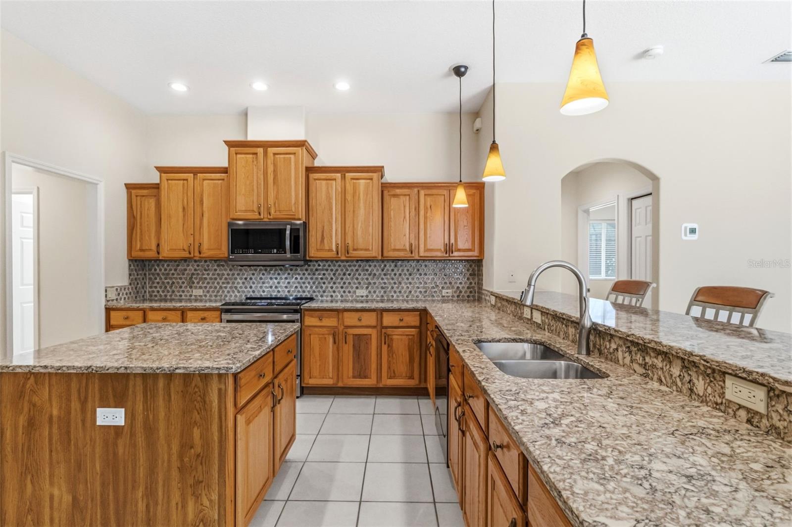 6263 AVENTURA DR, SARASOTA, FL, 34241