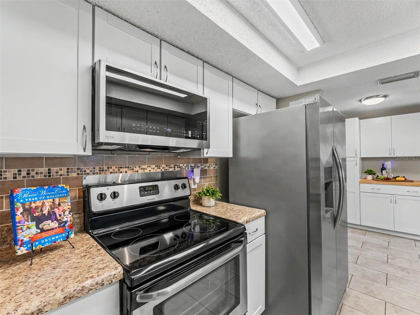 8048 BLUE FINCH WAY, NEW PORT RICHEY, FL, 34653