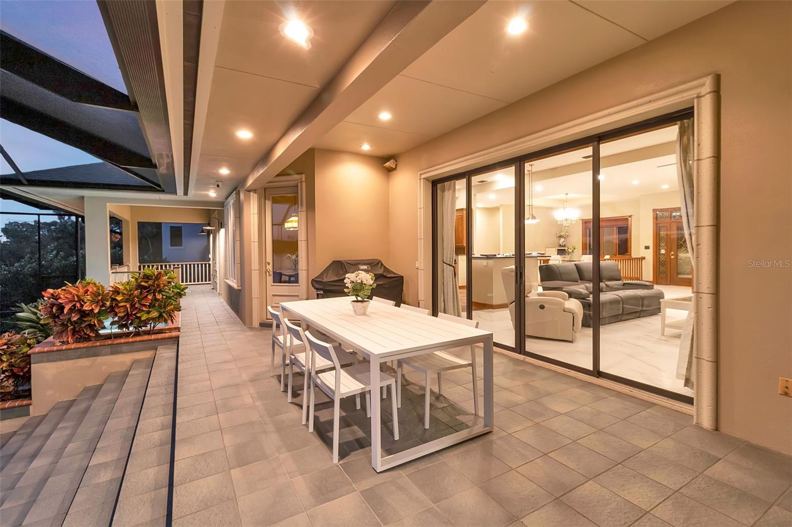 612 LAUREL RD W, NOKOMIS, FL, 34275