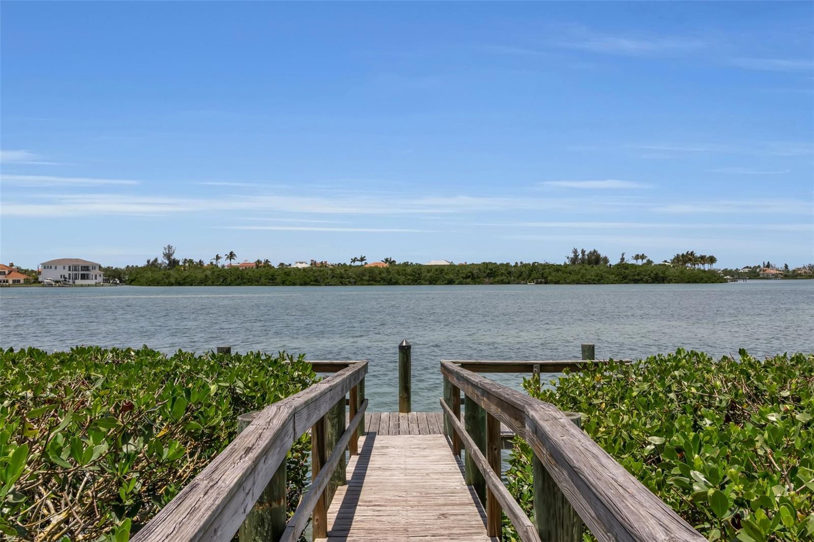 612 LAUREL RD W, NOKOMIS, FL, 34275