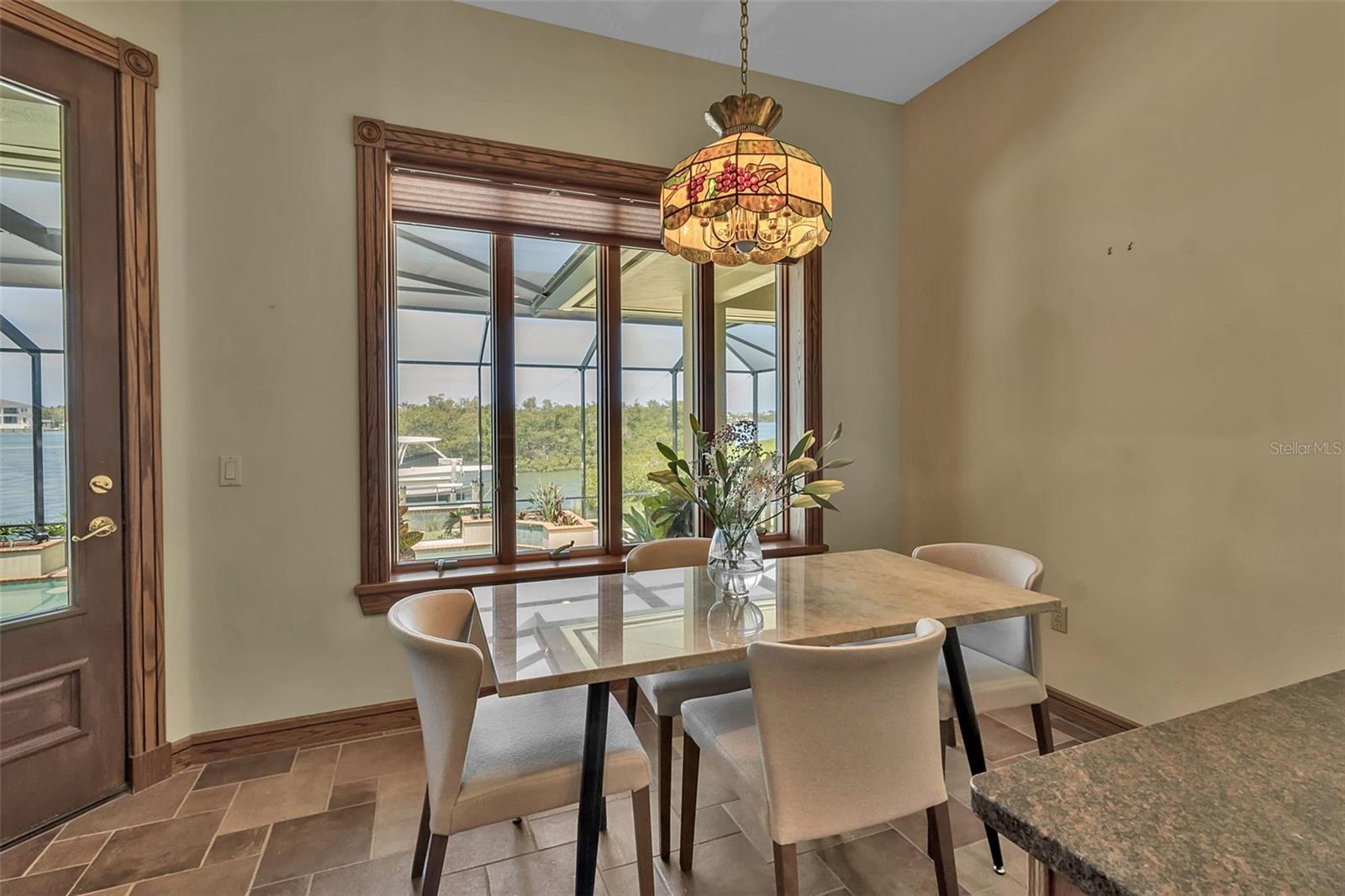 612 LAUREL RD W, NOKOMIS, FL, 34275