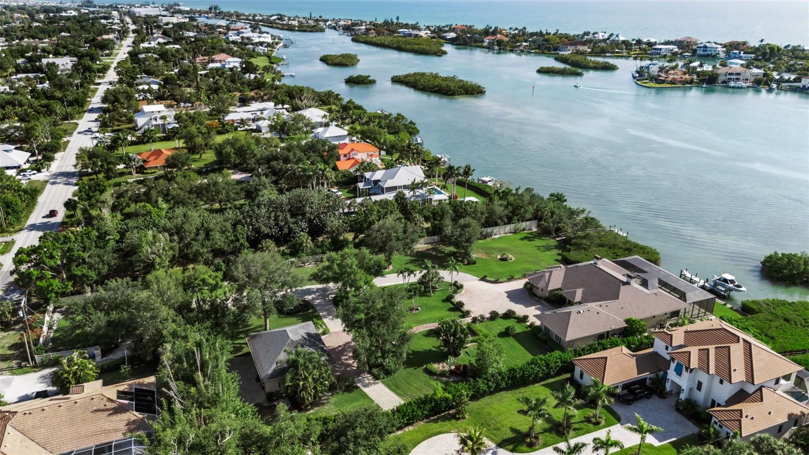612 LAUREL RD W, NOKOMIS, FL, 34275