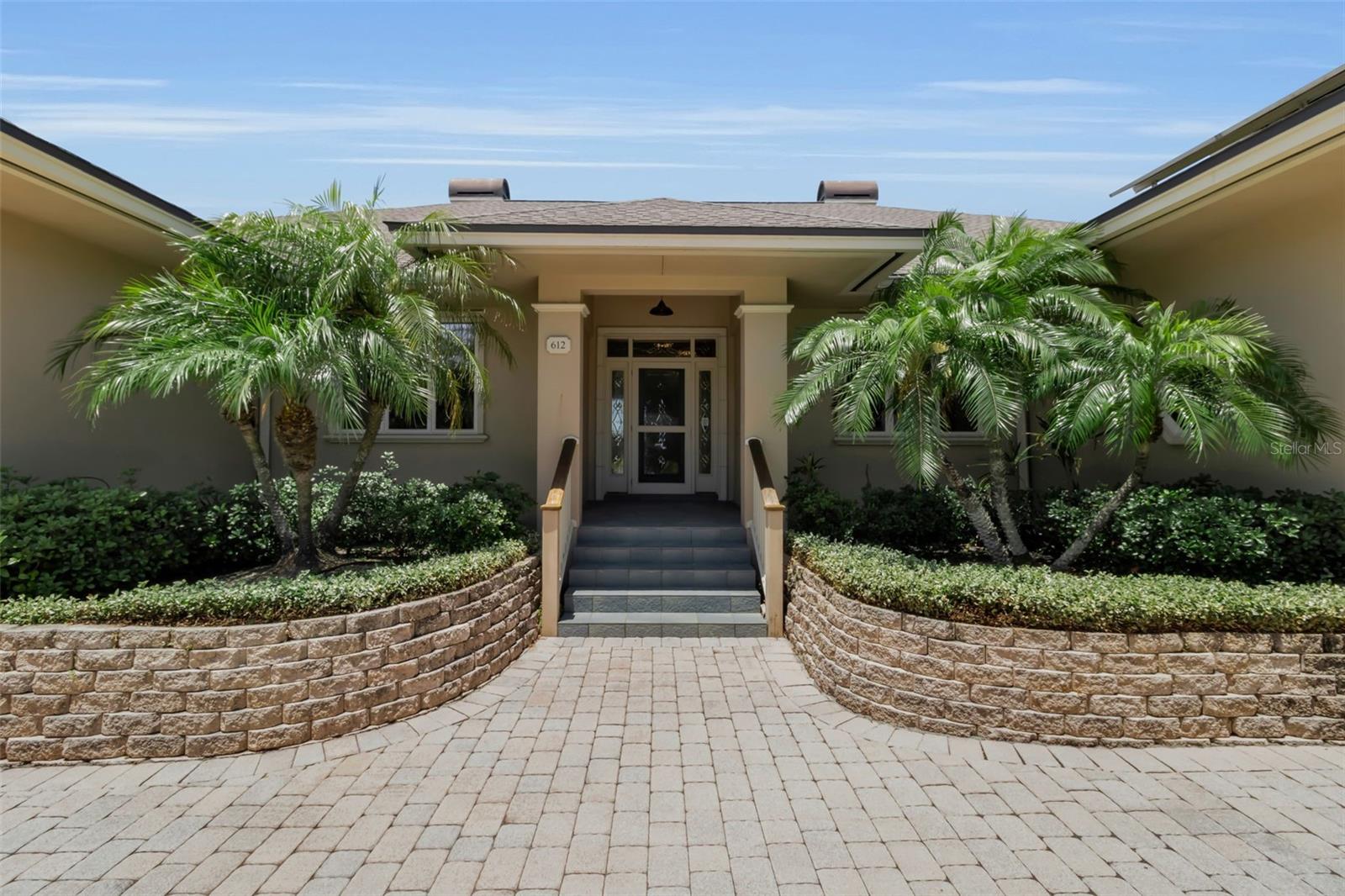 612 LAUREL RD W, NOKOMIS, FL, 34275