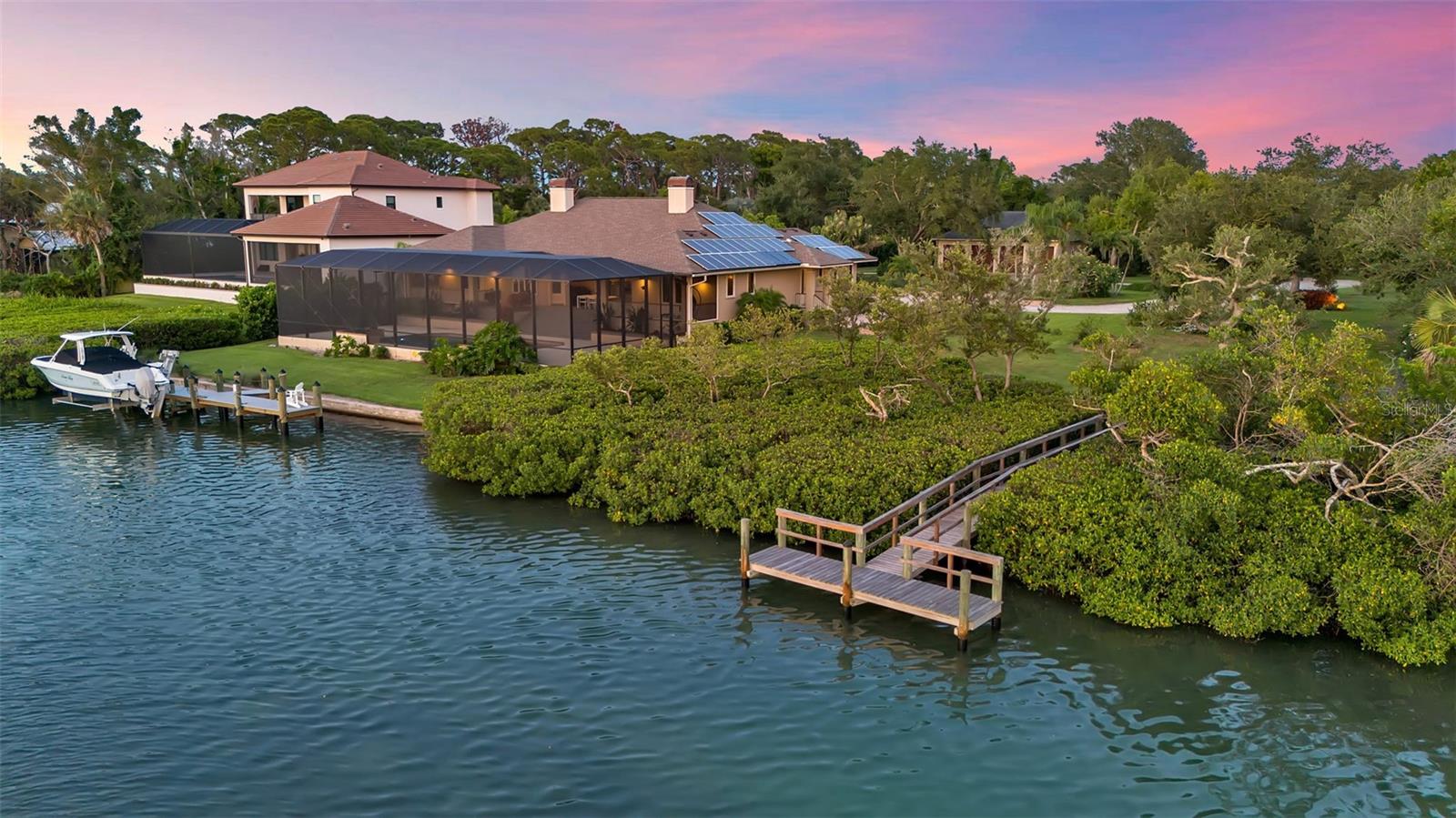 612 LAUREL RD W, NOKOMIS, FL, 34275