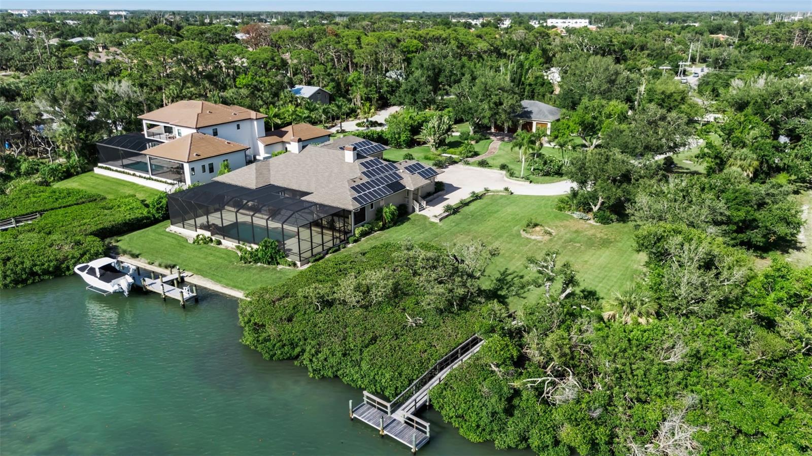 612 LAUREL RD W, NOKOMIS, FL, 34275