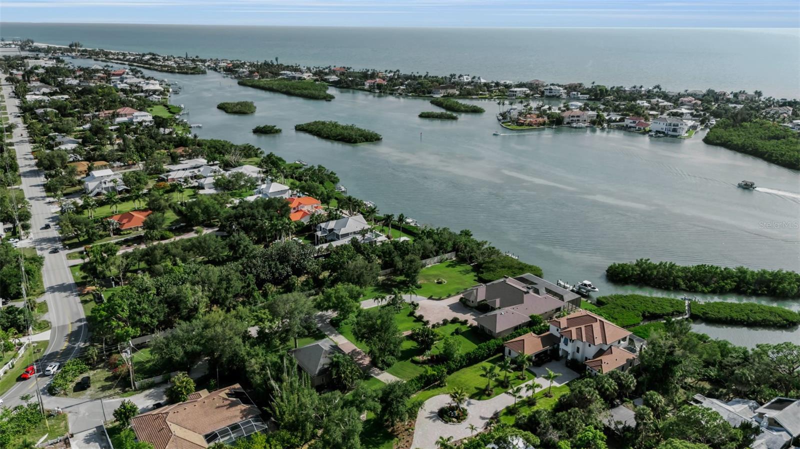 612 LAUREL RD W, NOKOMIS, FL, 34275