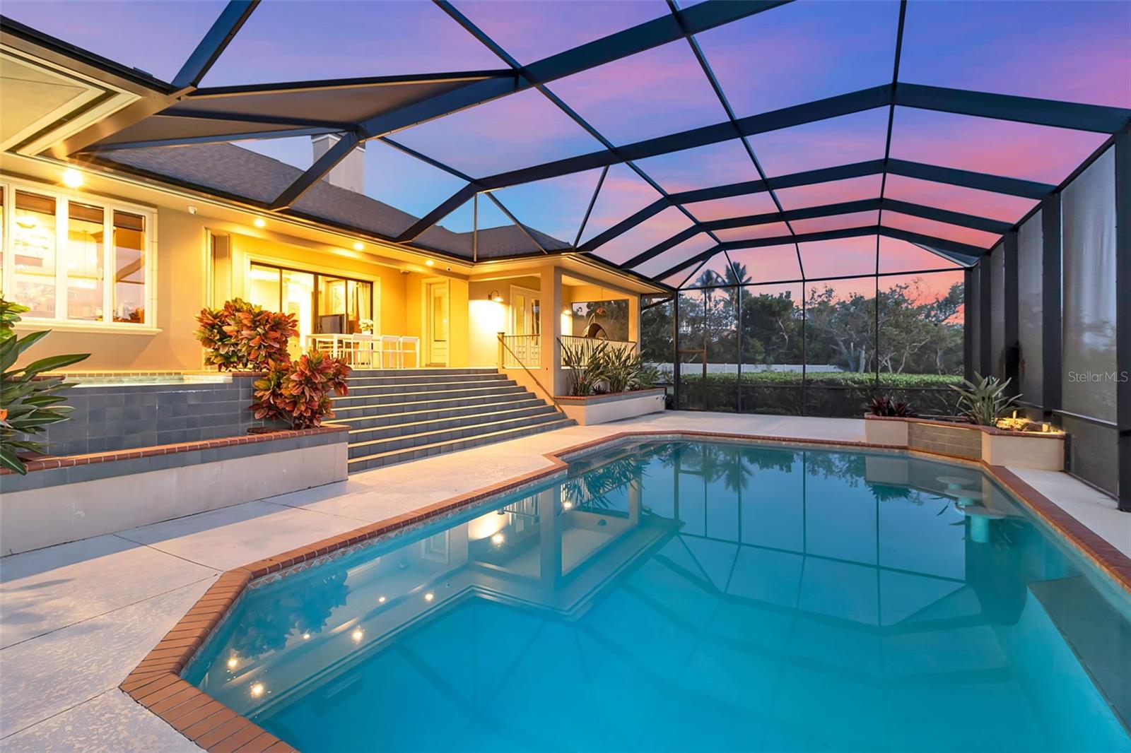 612 LAUREL RD W, NOKOMIS, FL, 34275