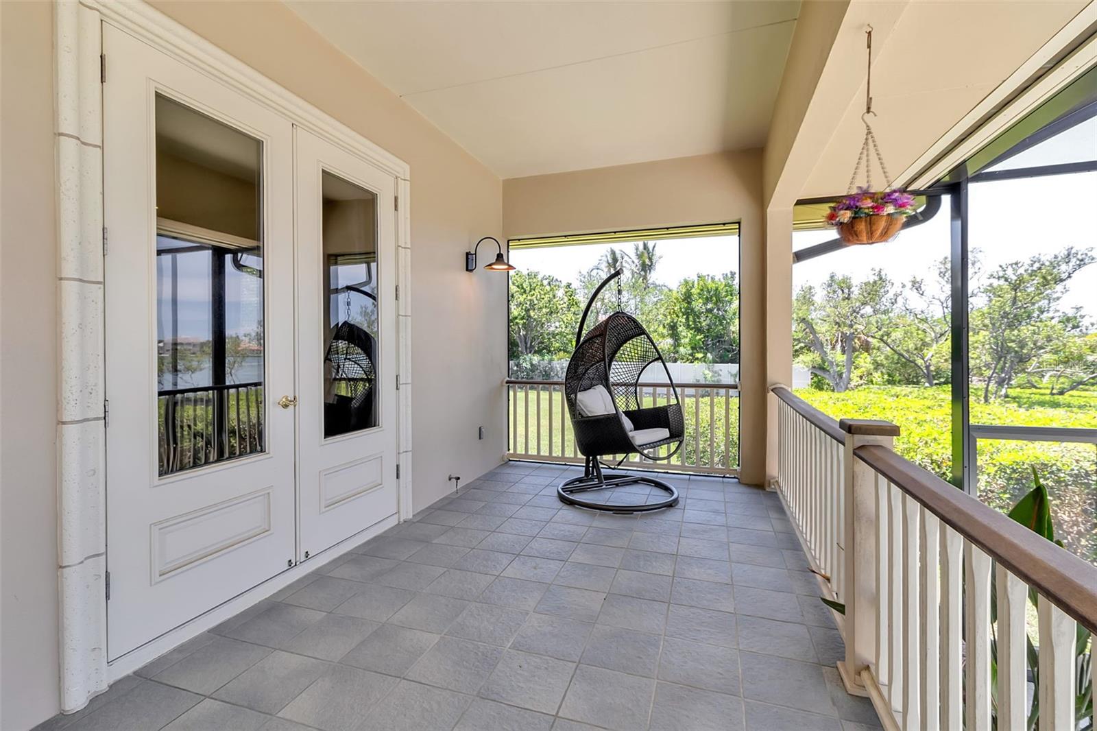 612 LAUREL RD W, NOKOMIS, FL, 34275