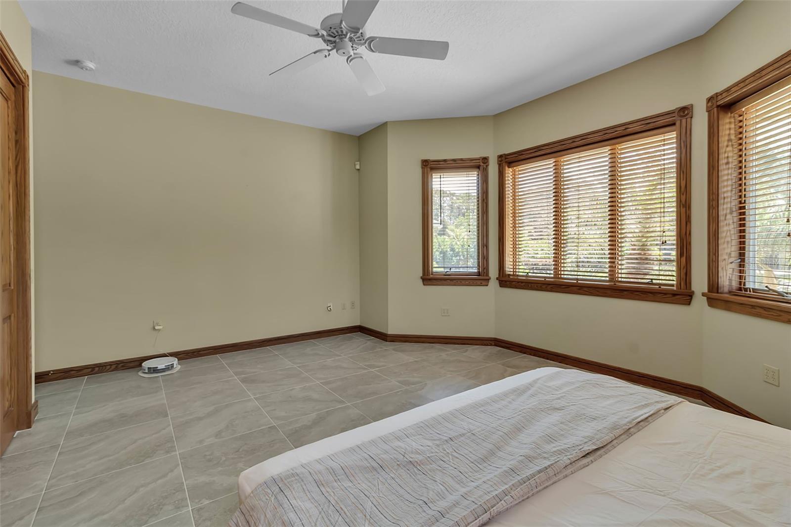 612 LAUREL RD W, NOKOMIS, FL, 34275