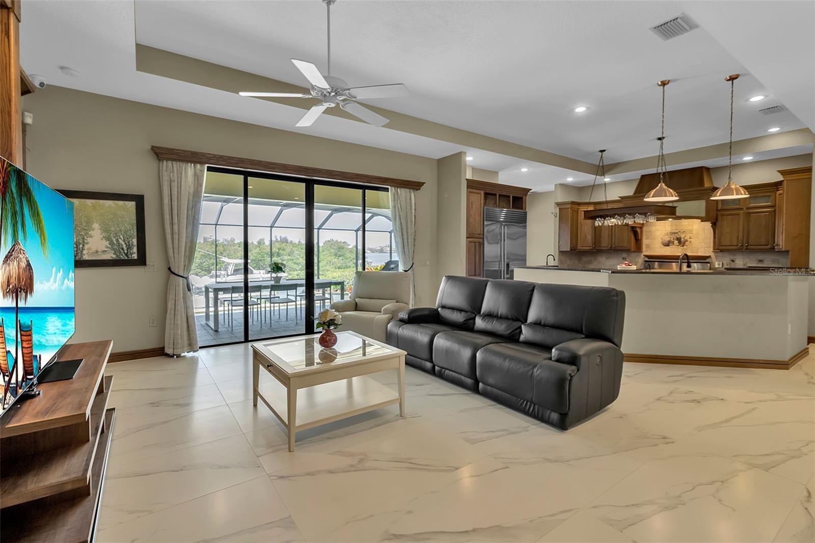 612 LAUREL RD W, NOKOMIS, FL, 34275