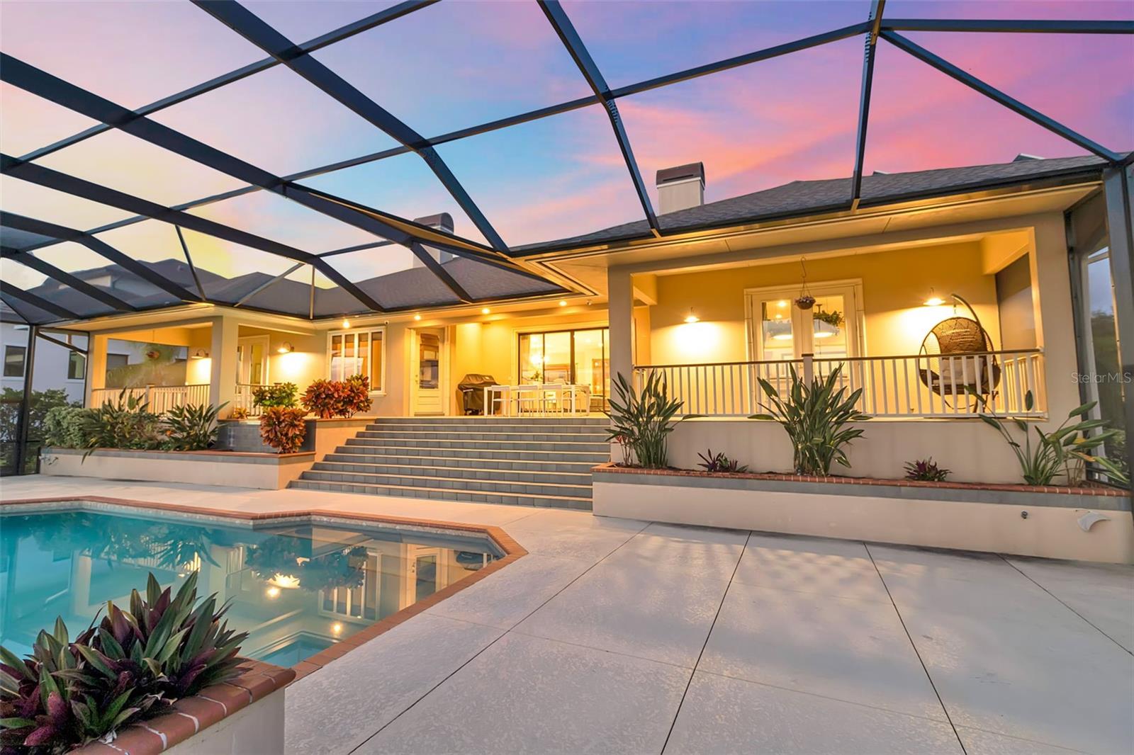 612 LAUREL RD W, NOKOMIS, FL, 34275