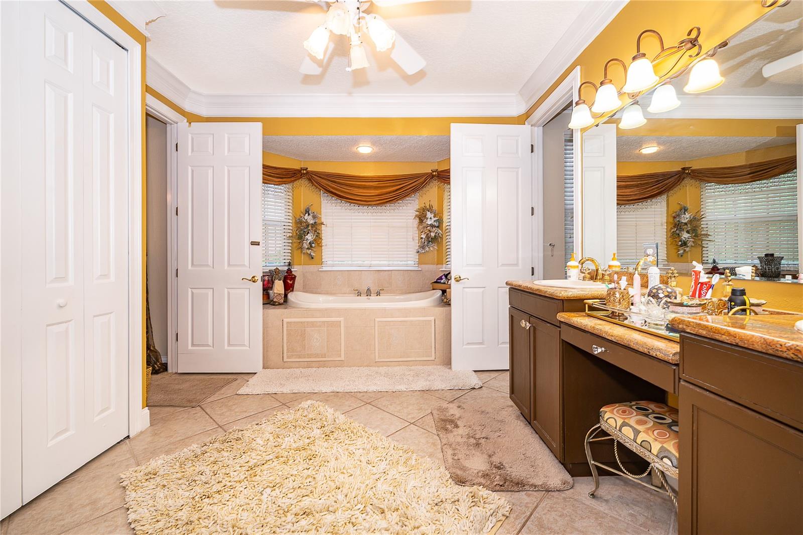5948 LAKEVILLE RD, ORLANDO, FL, 32818