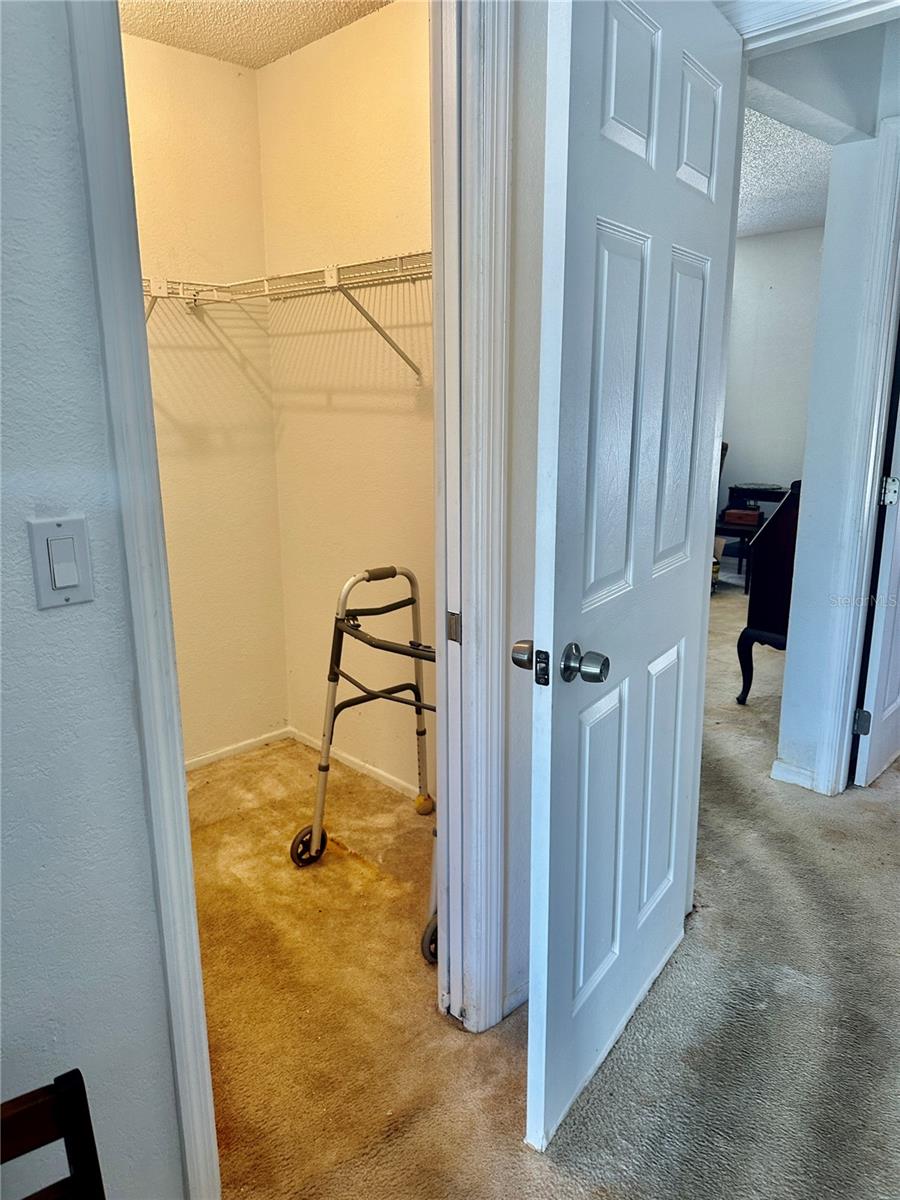 1016 KIMBALL RD, VENICE, FL, 34293