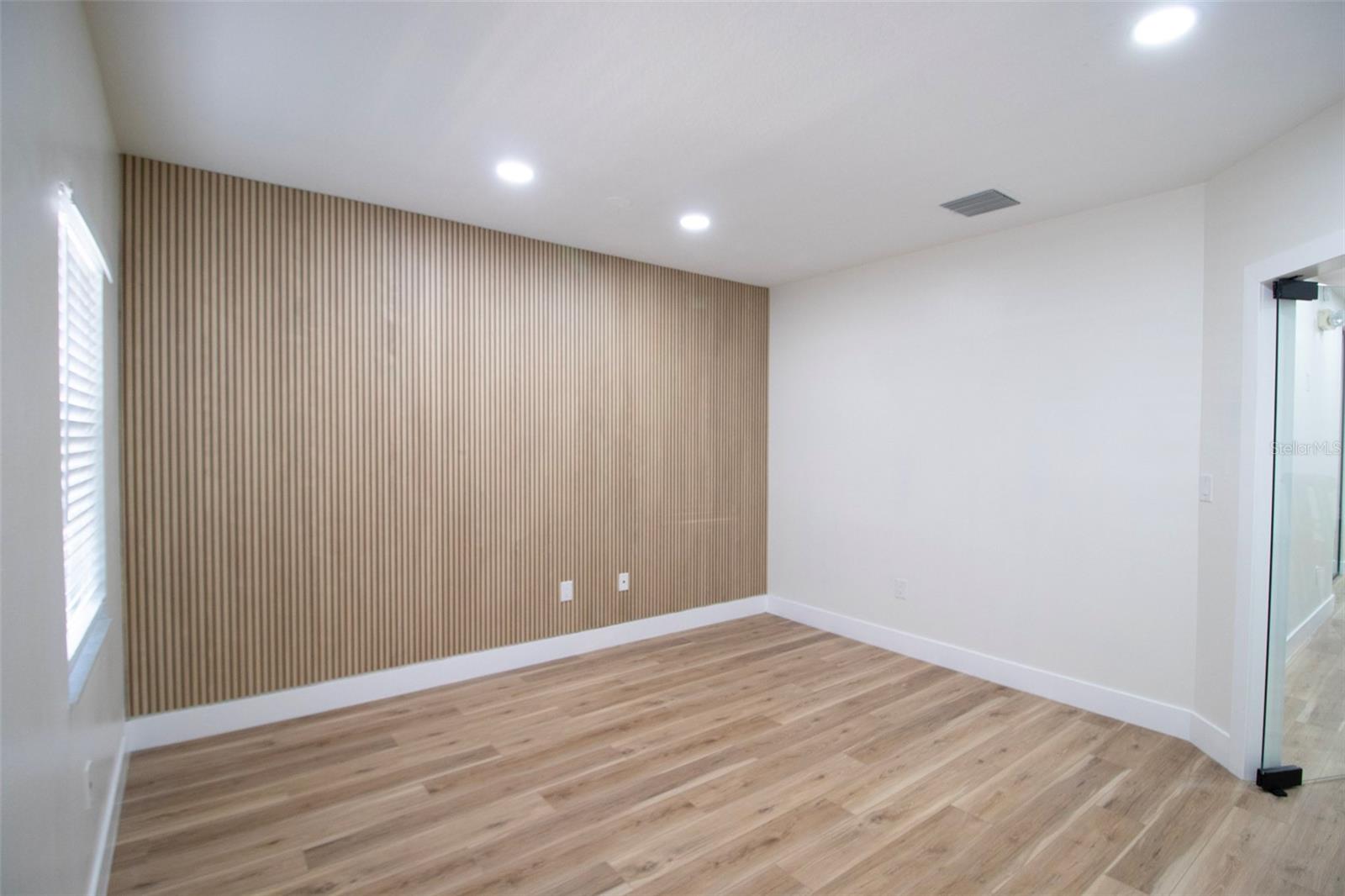 28947 WESLEY CHAPEL BLVD, WESLEY CHAPEL, FL, 33543