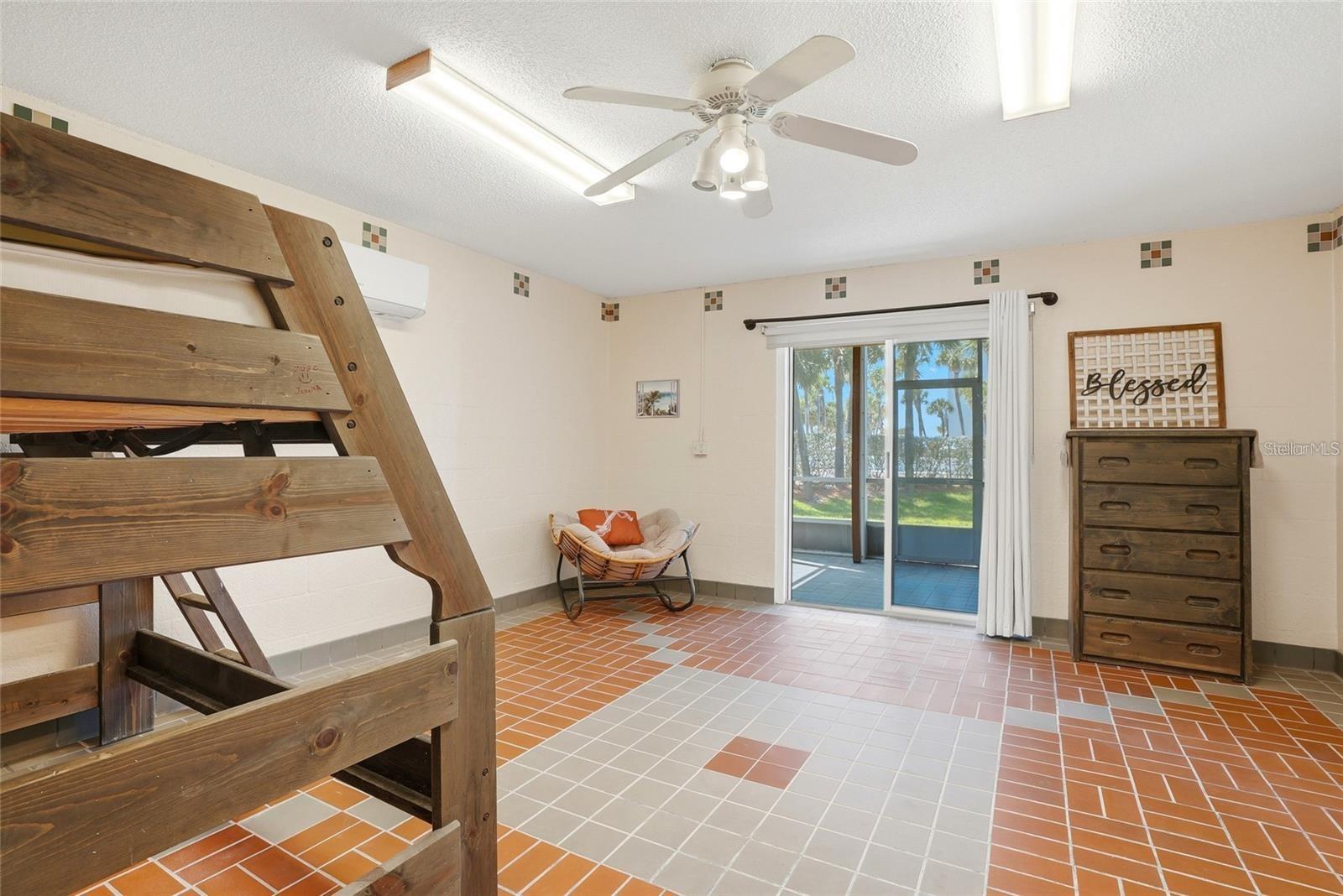 900 HARBOUR HOUSE DR, INDIAN ROCKS BEACH, FL, 33785