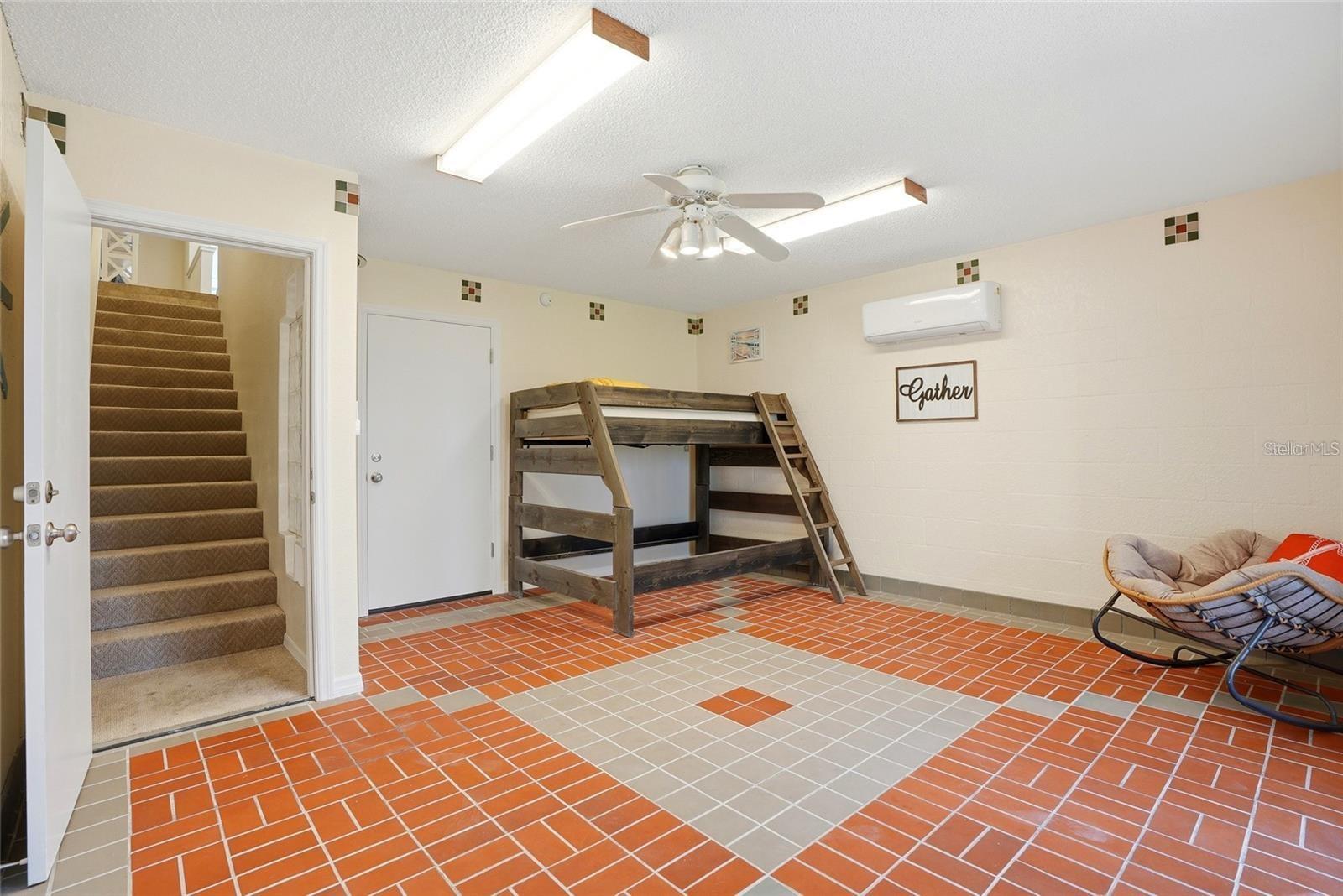 900 HARBOUR HOUSE DR, INDIAN ROCKS BEACH, FL, 33785