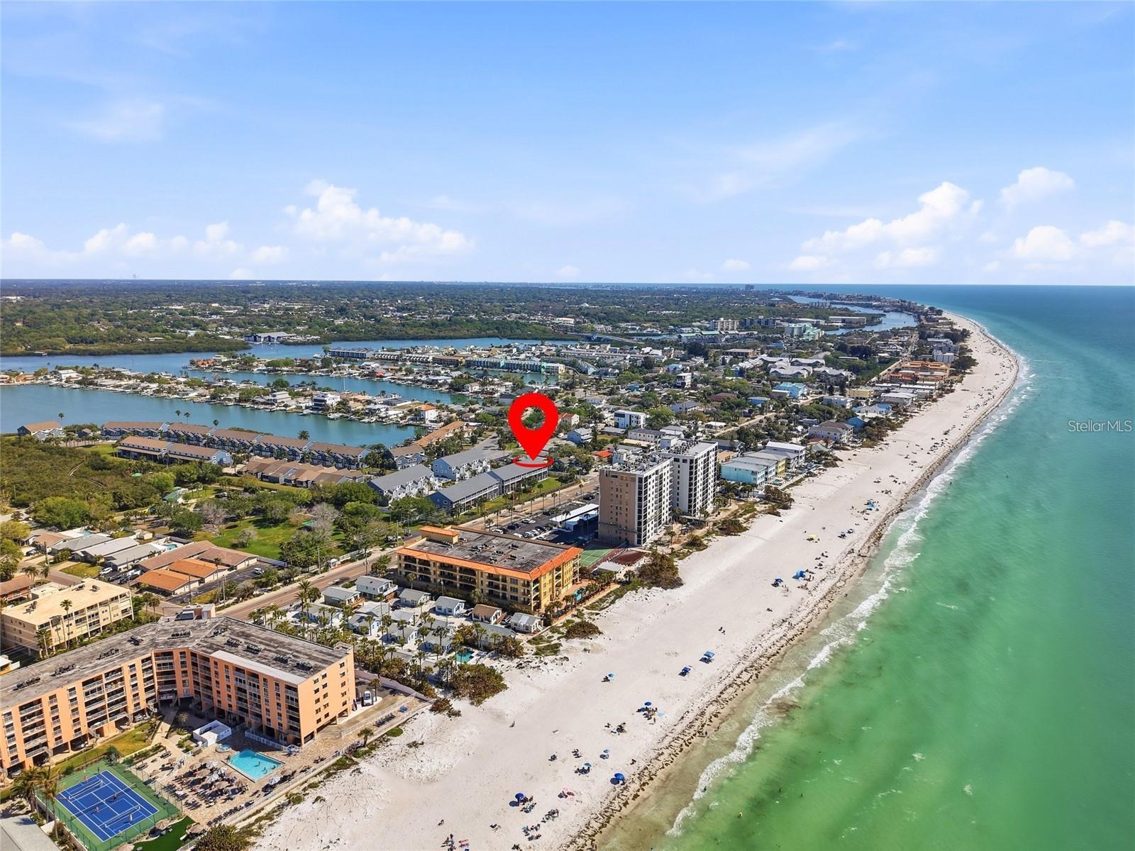 900 HARBOUR HOUSE DR, INDIAN ROCKS BEACH, FL, 33785
