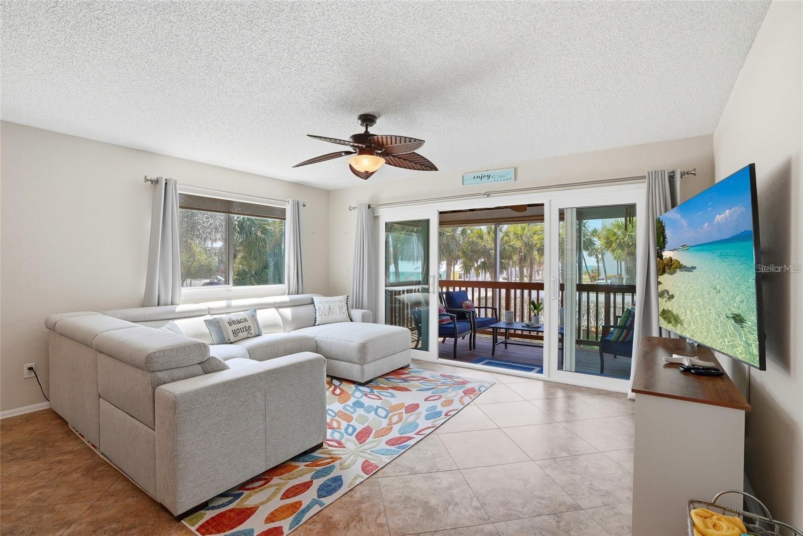 900 HARBOUR HOUSE DR, INDIAN ROCKS BEACH, FL, 33785