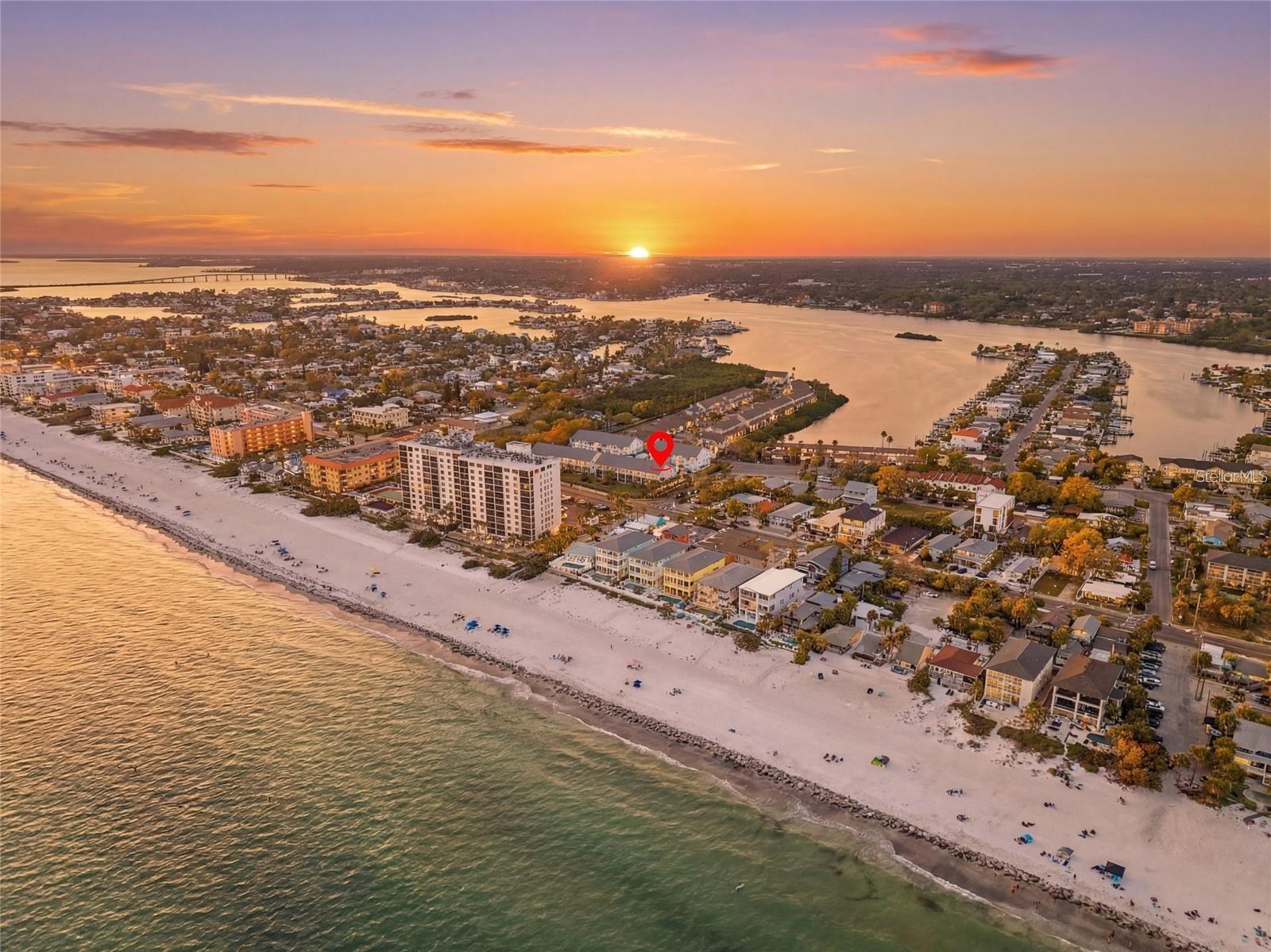 900 HARBOUR HOUSE DR, INDIAN ROCKS BEACH, FL, 33785