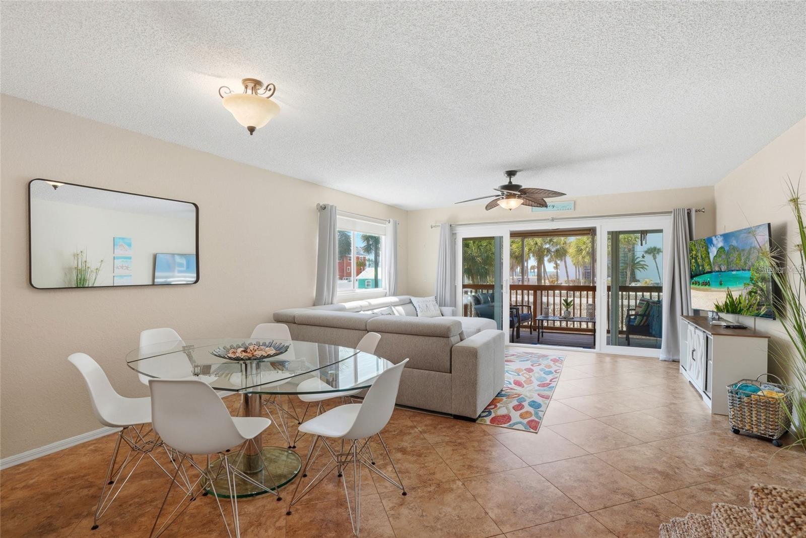 900 HARBOUR HOUSE DR, INDIAN ROCKS BEACH, FL, 33785