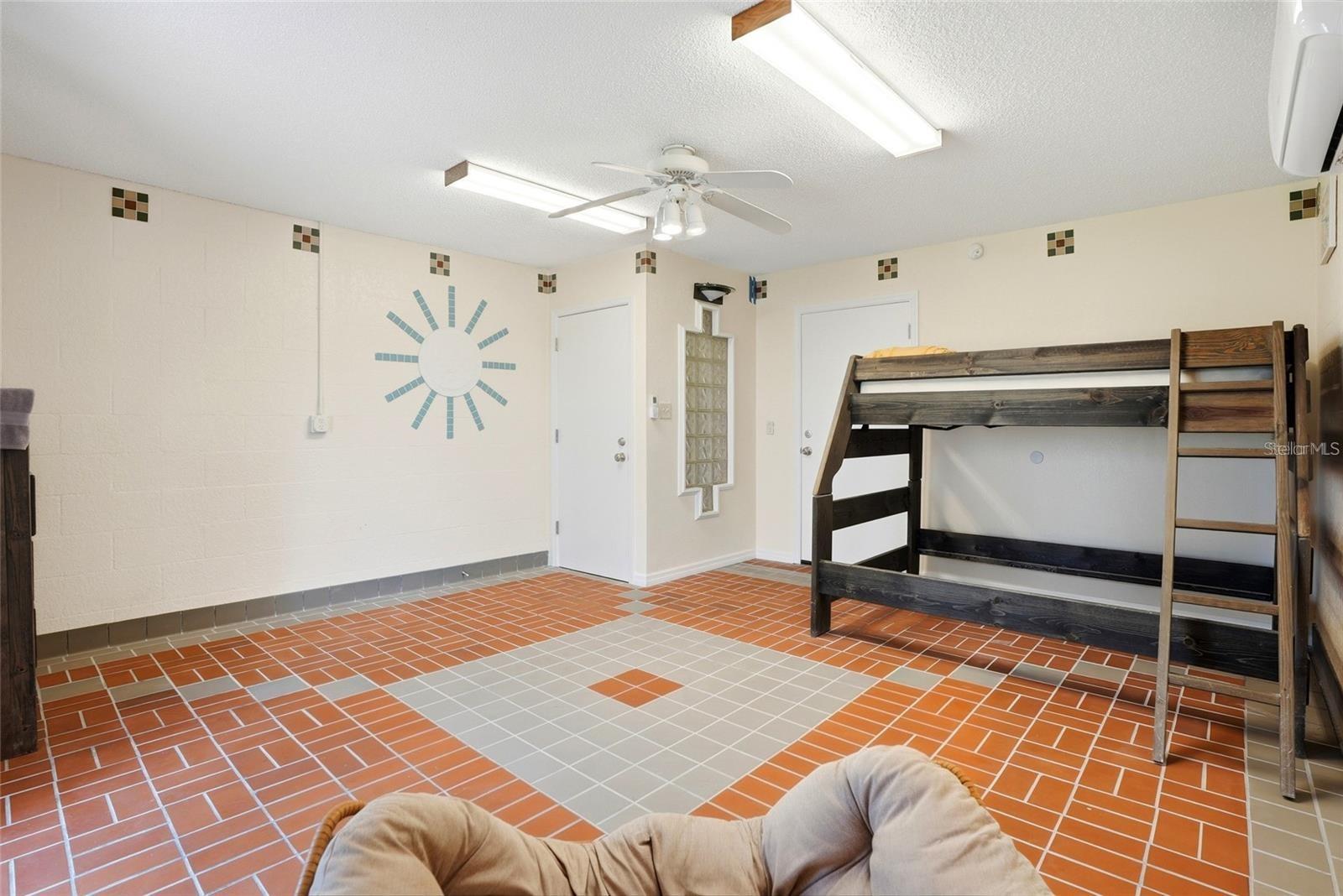 900 HARBOUR HOUSE DR, INDIAN ROCKS BEACH, FL, 33785