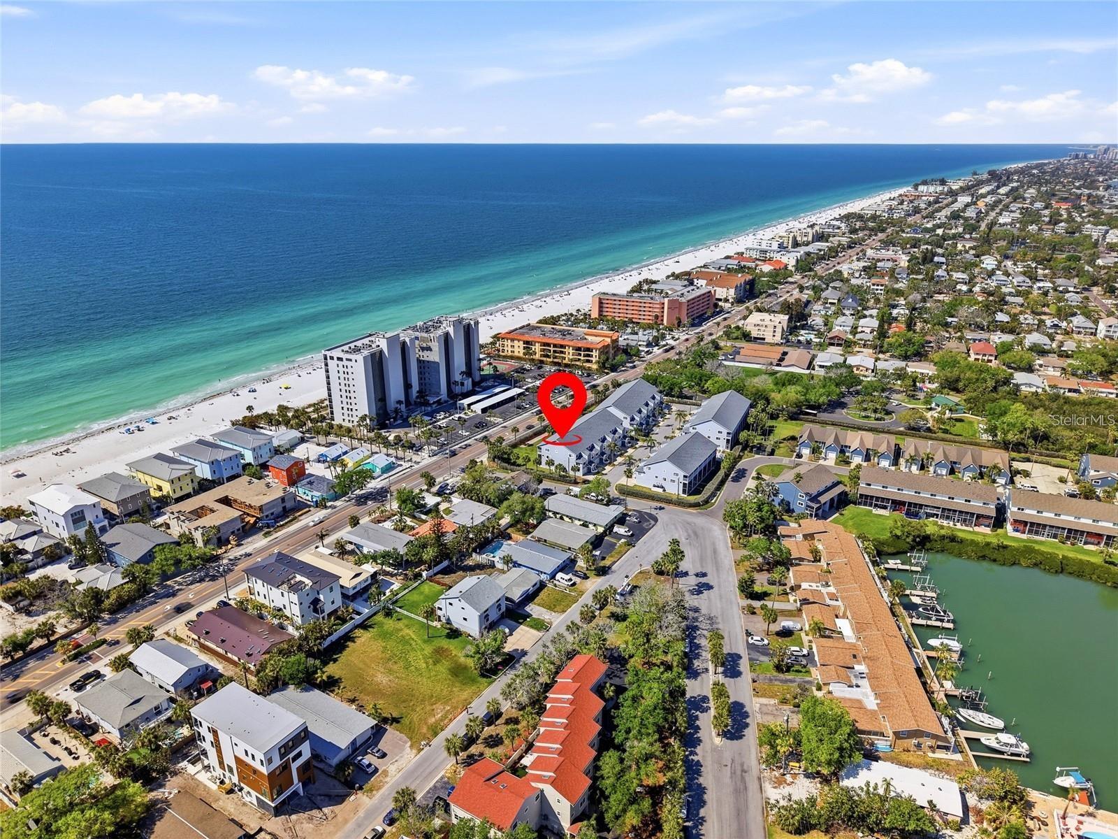 900 HARBOUR HOUSE DR, INDIAN ROCKS BEACH, FL, 33785