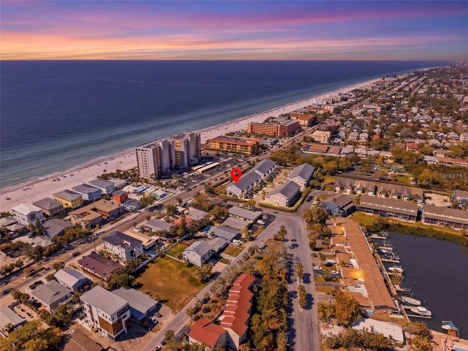 900 HARBOUR HOUSE DR, INDIAN ROCKS BEACH, FL, 33785