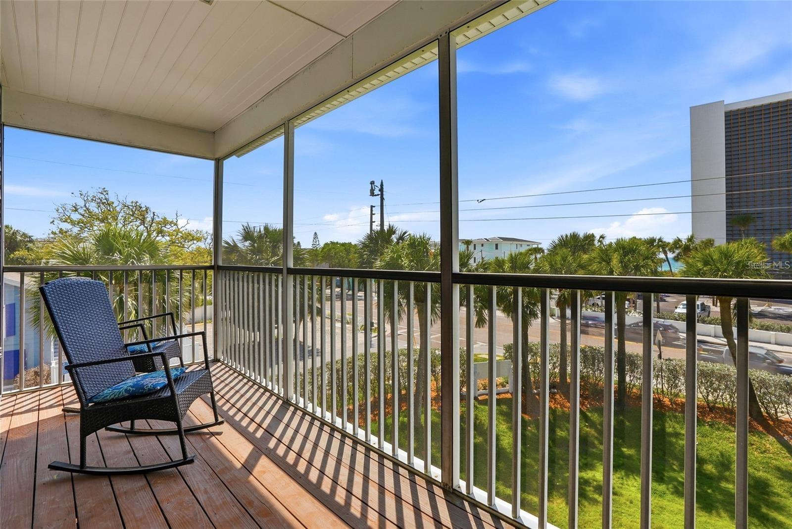 900 HARBOUR HOUSE DR, INDIAN ROCKS BEACH, FL, 33785