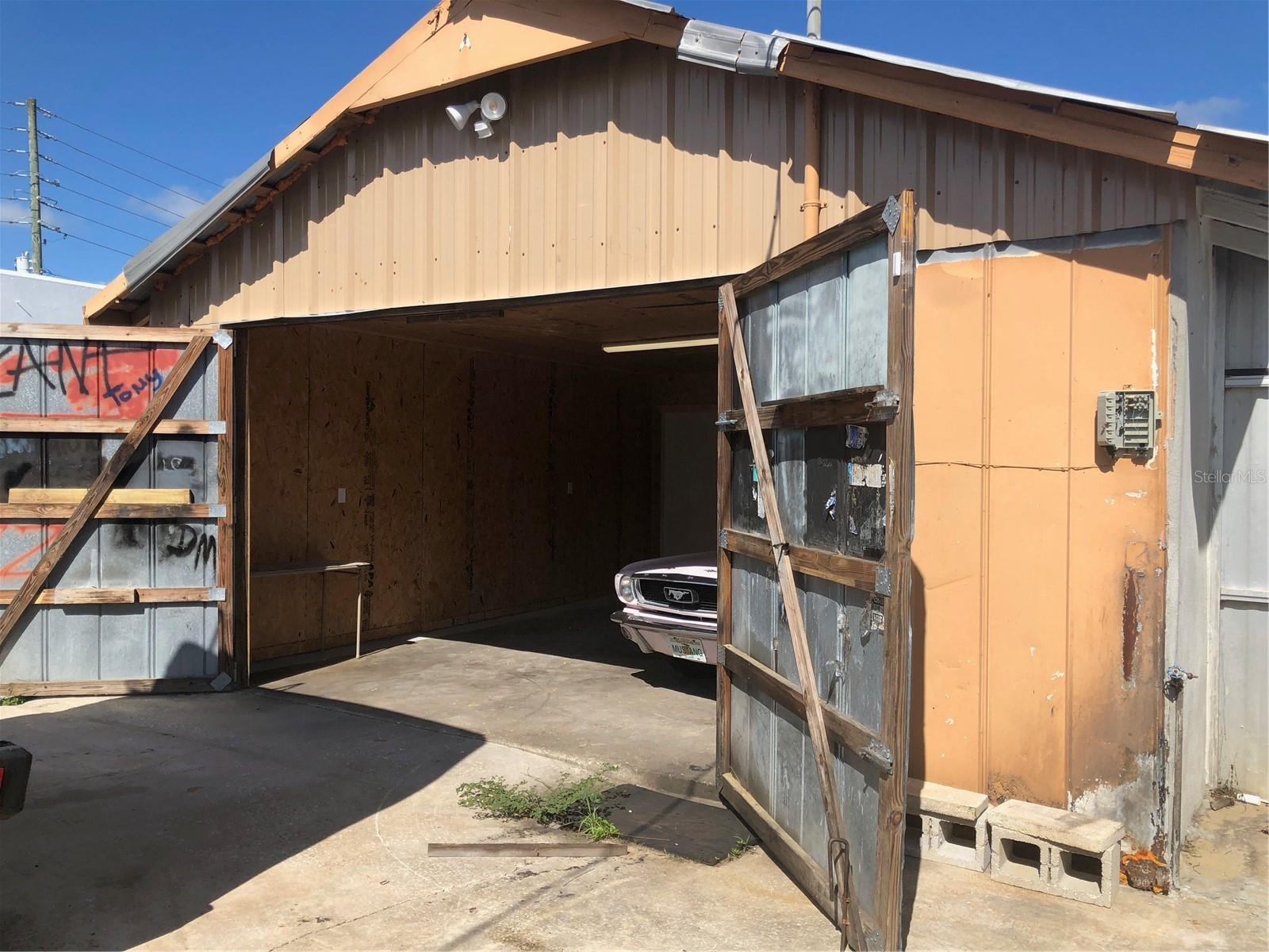 712 N RIDGEWOOD DR, SEBRING, FL, 33870
