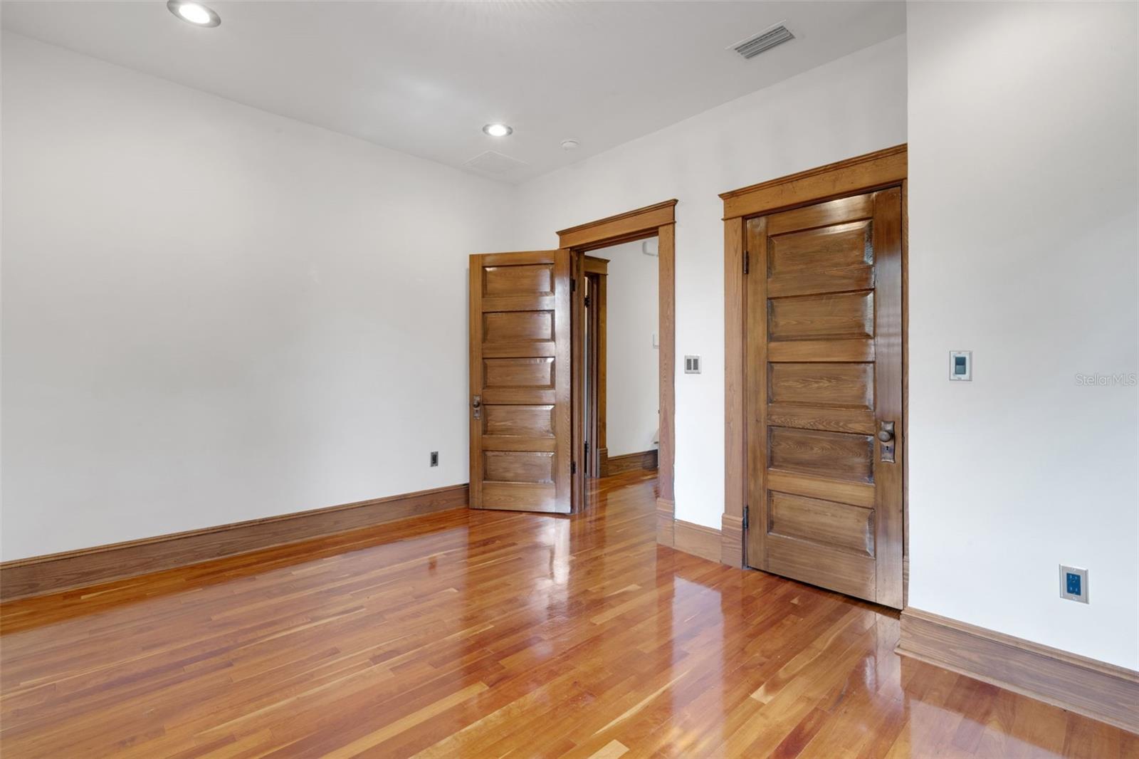 716 E LIME ST, LAKELAND, FL, 33801