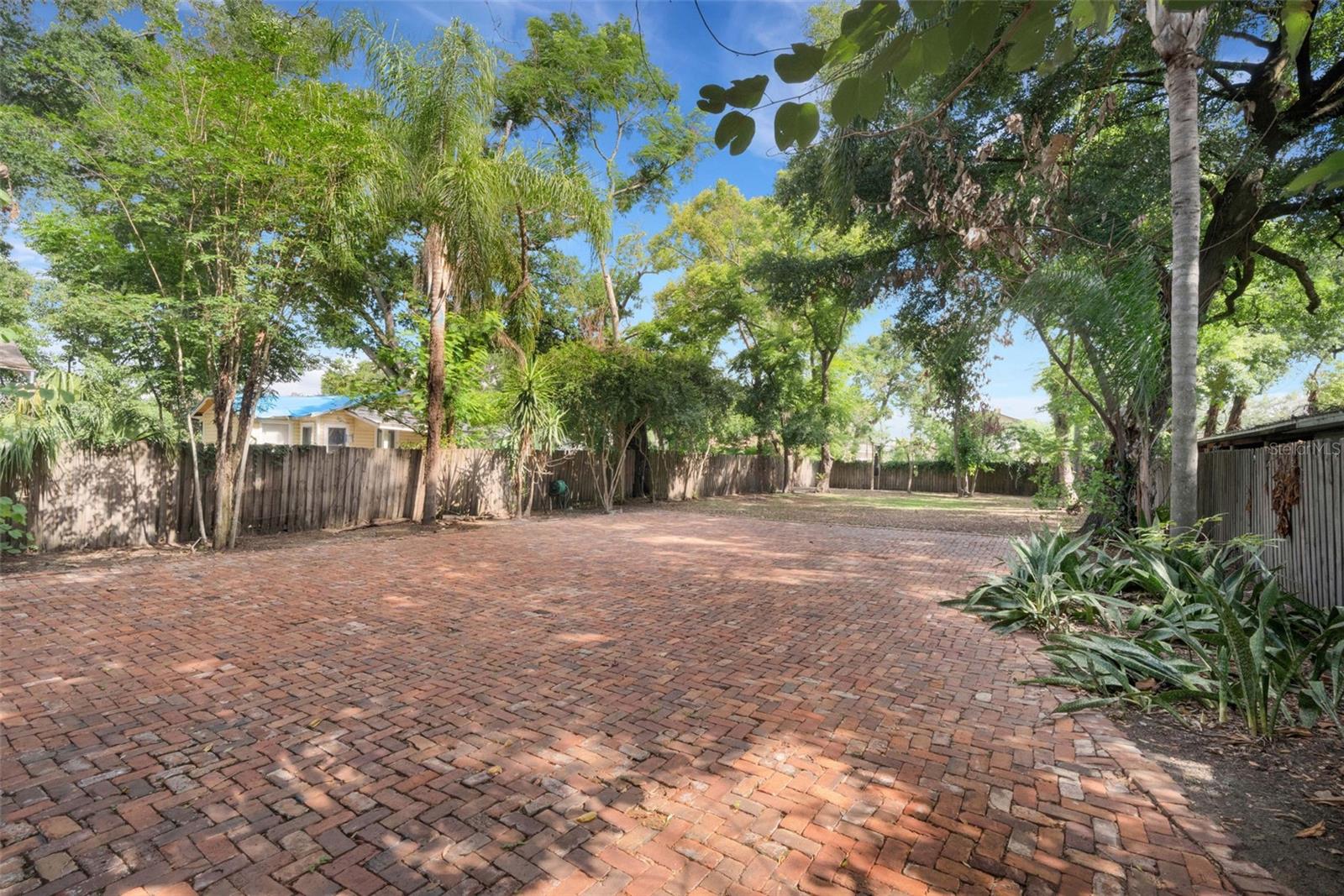 716 E LIME ST, LAKELAND, FL, 33801