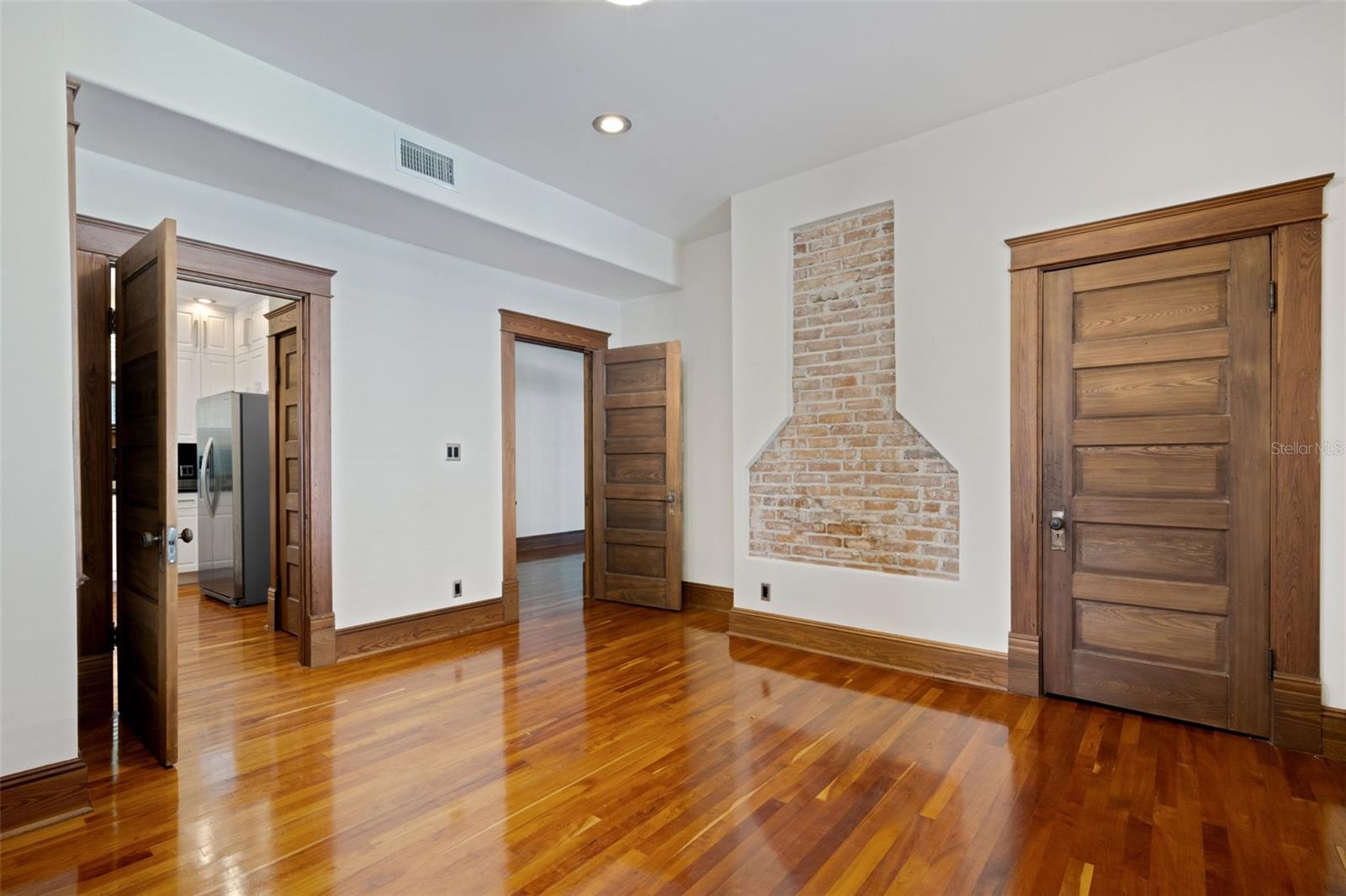 716 E LIME ST, LAKELAND, FL, 33801