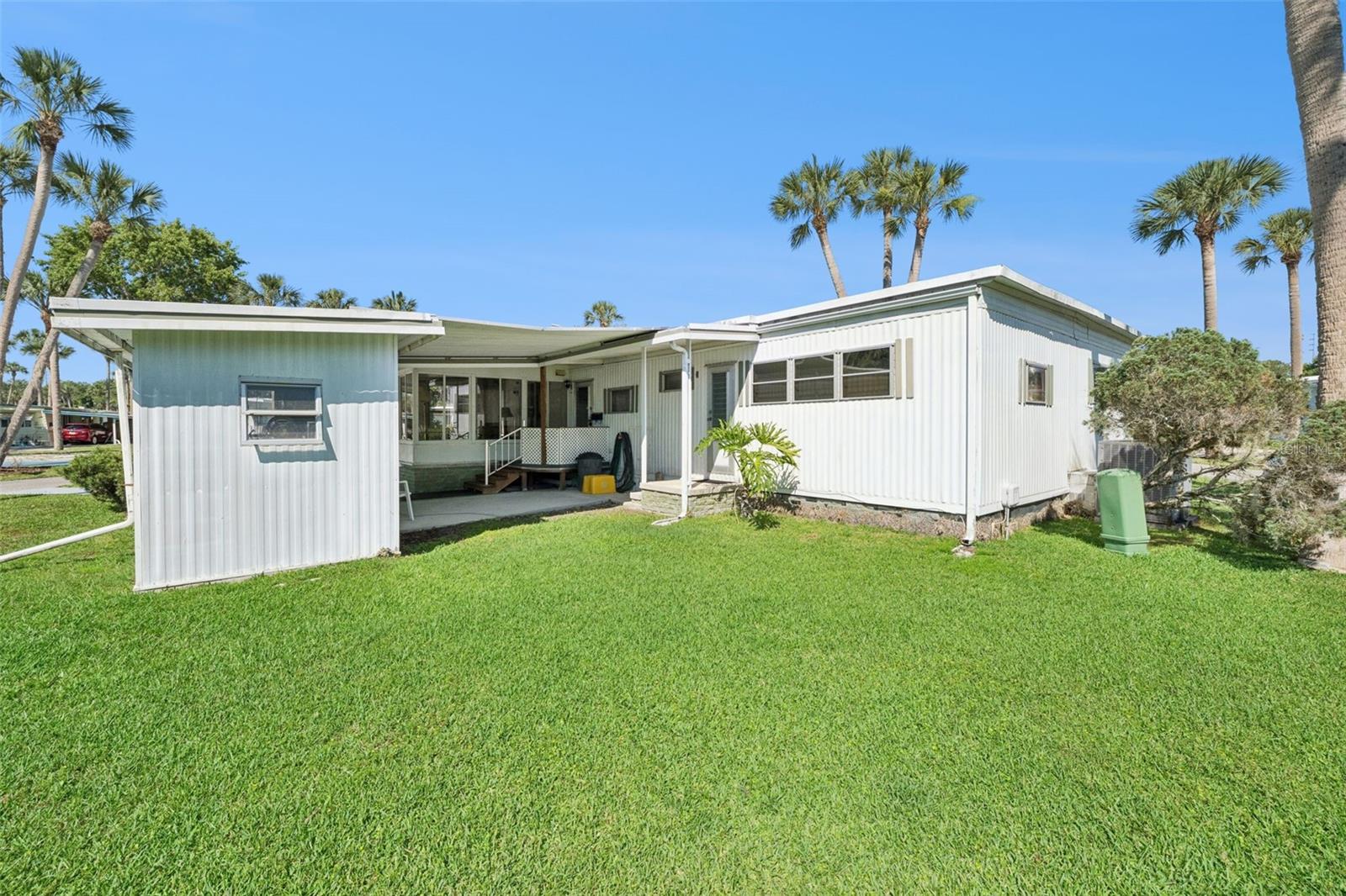 43 SABAL PALM CIR, EUSTIS, FL, 32726